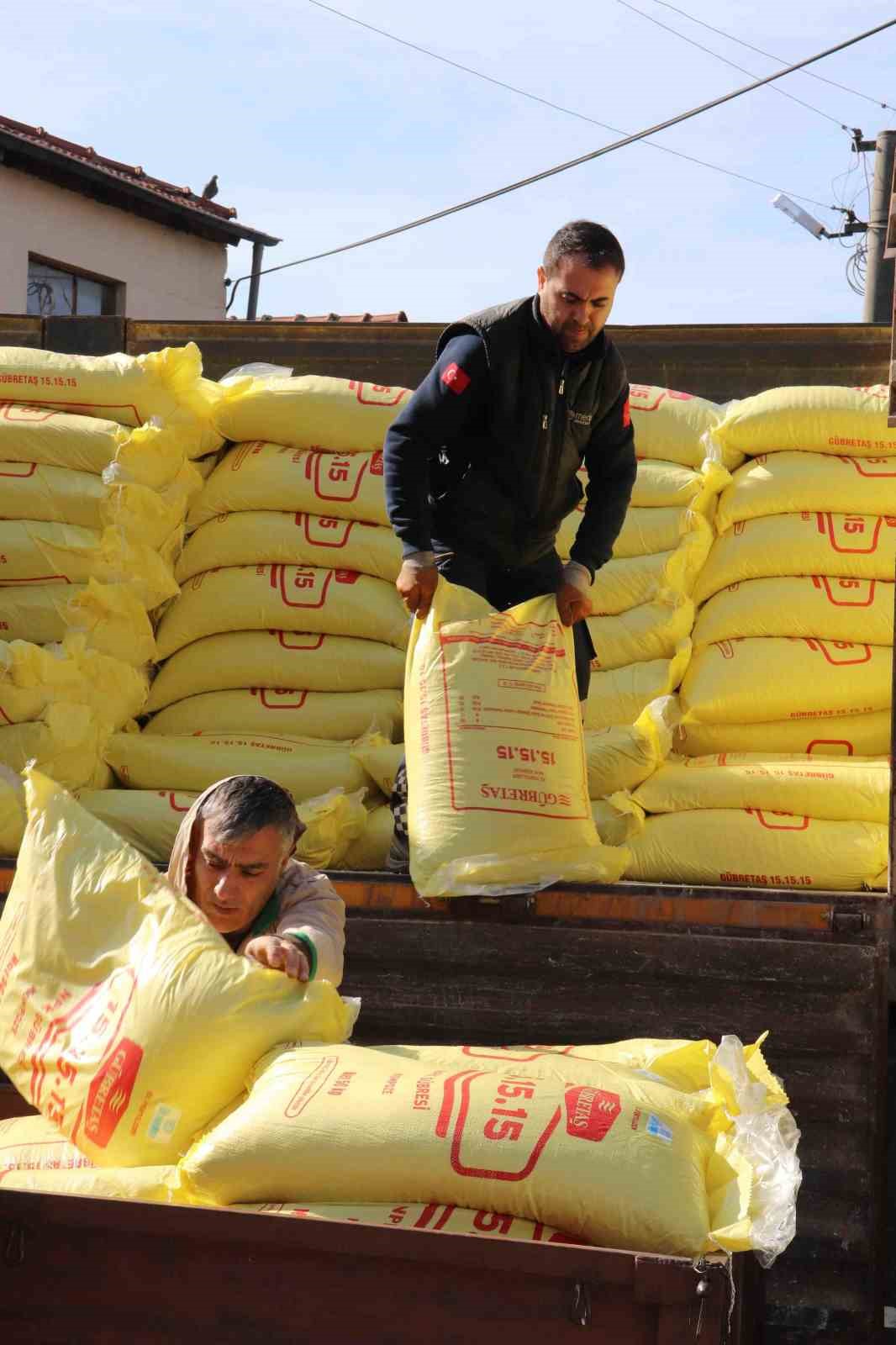 Yüzde 50 hibeli gübre desteği için başvurular yarın başlıyor
