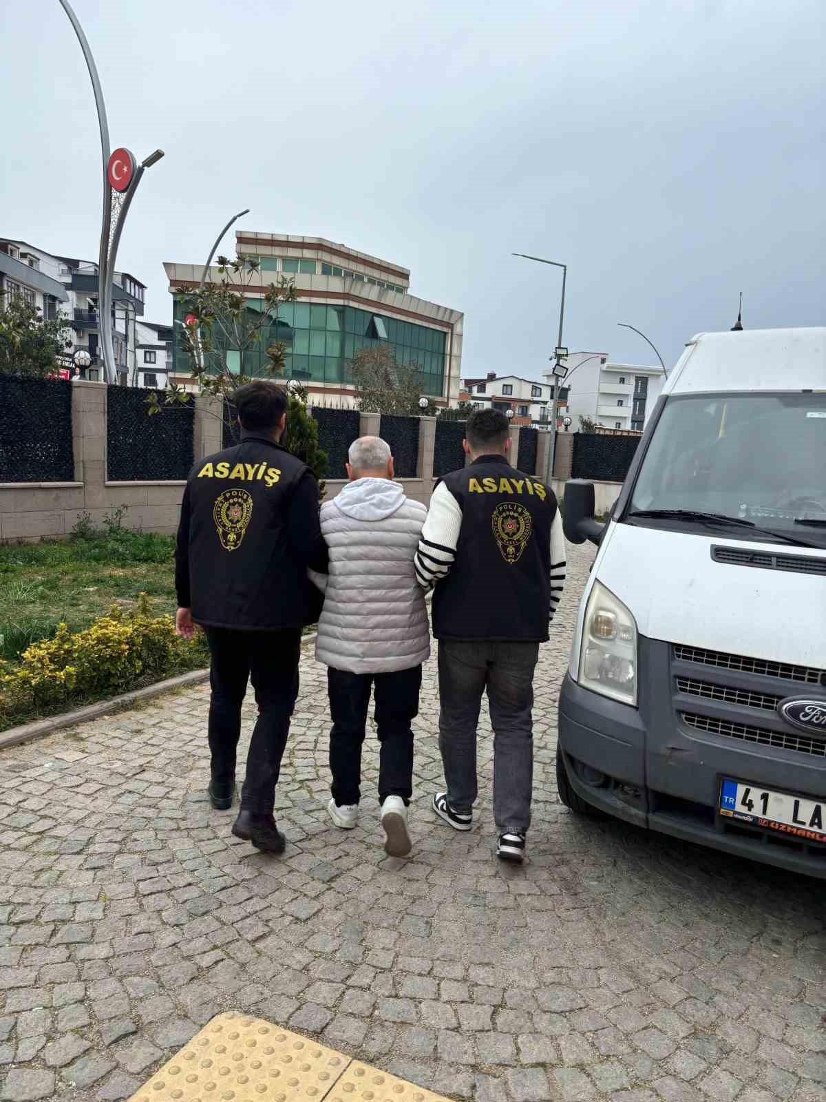 Kocaeli’de çeşitli suçlardan aranan 11 kişi yakalandı
