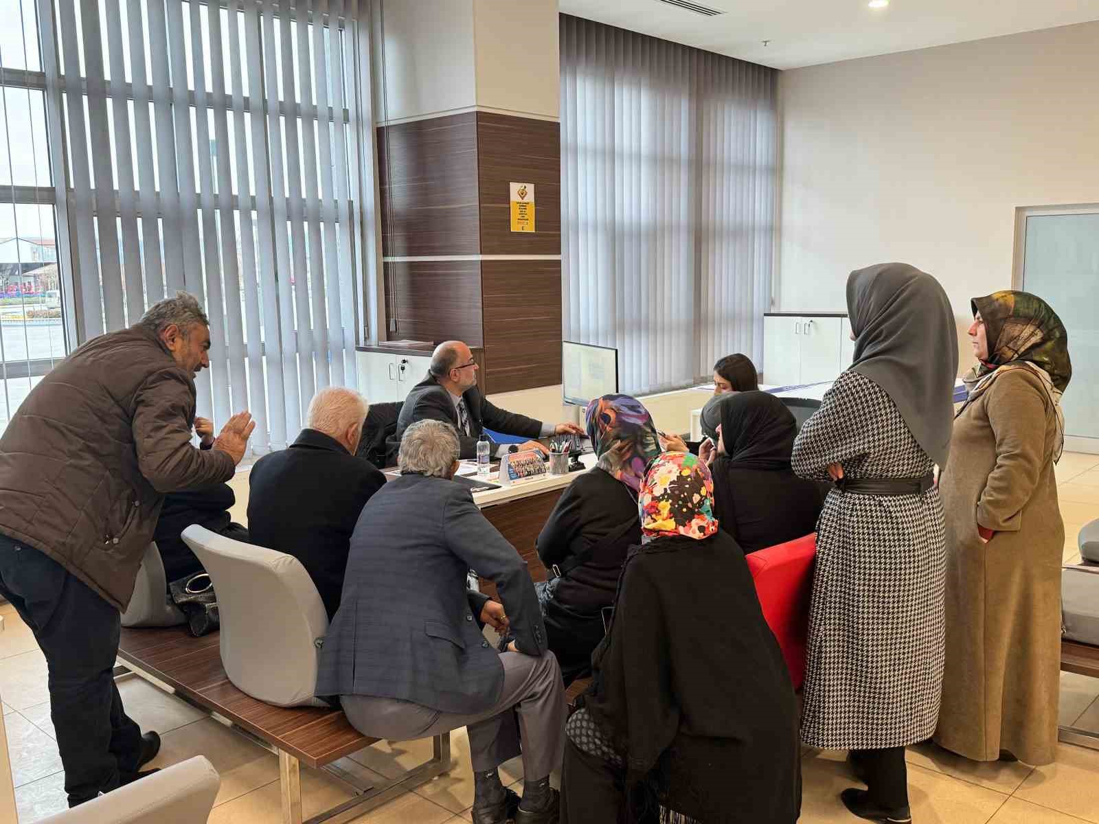 Çorum’da kentsel dönüşüme girecek mahalledeki vatandaşlarla görüşmeler başladı