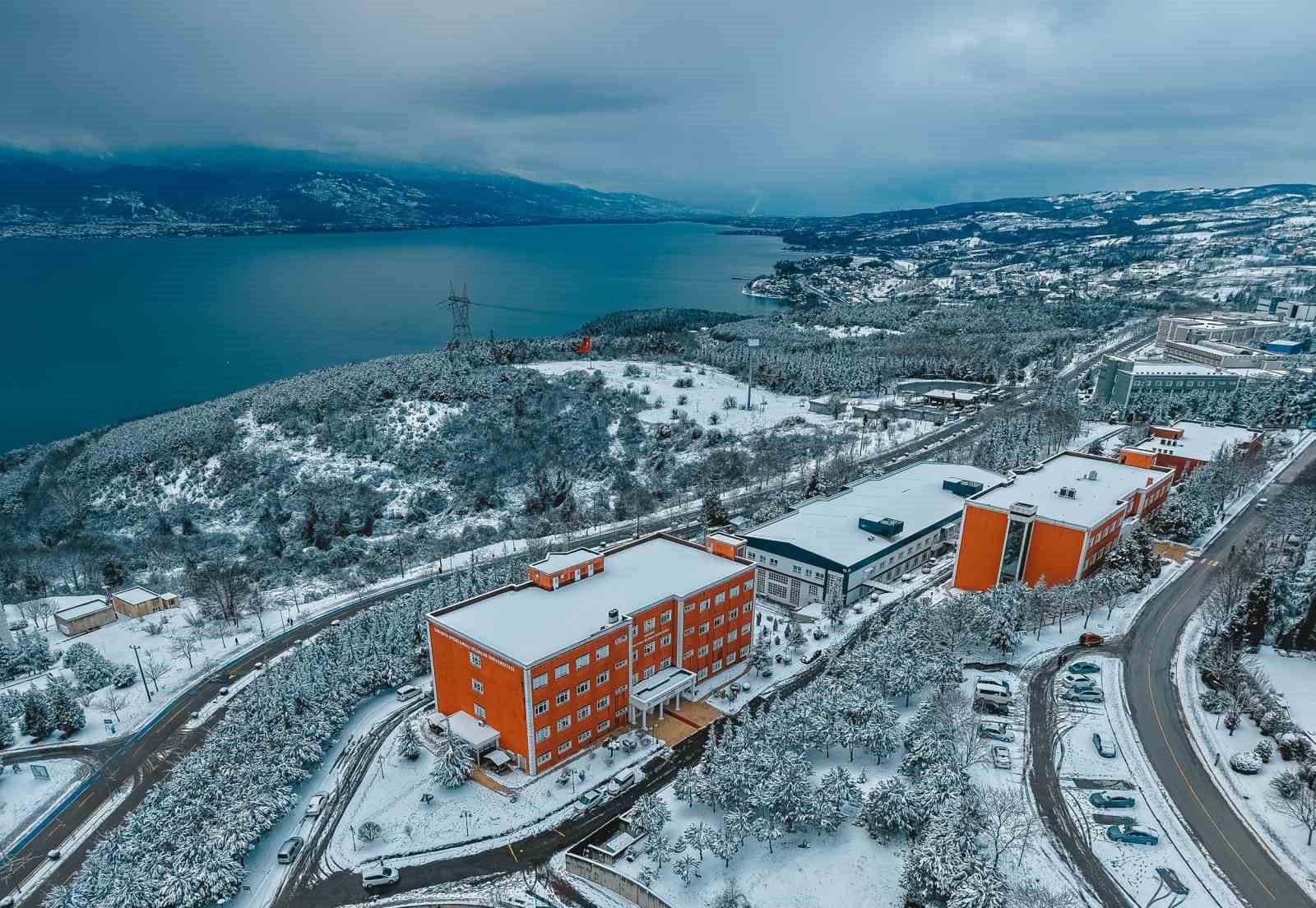 YÖKAK’tan SUBÜ’ye tam akreditasyon