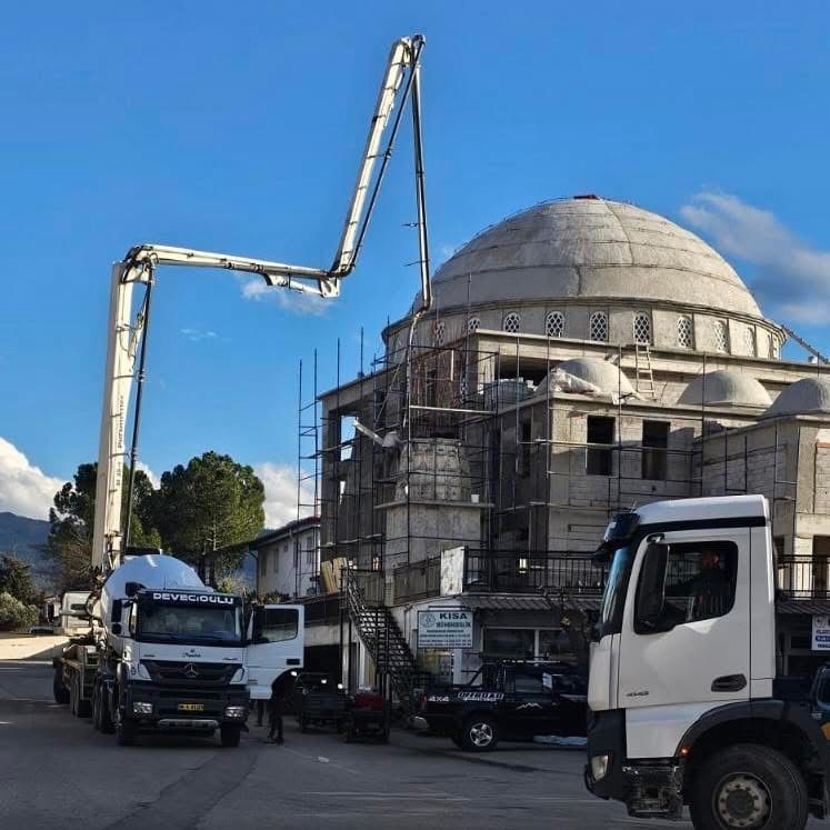 Beyağa&ccedil; &Ccedil;arşı Cami inşaatında sona yaklaşılıyor
