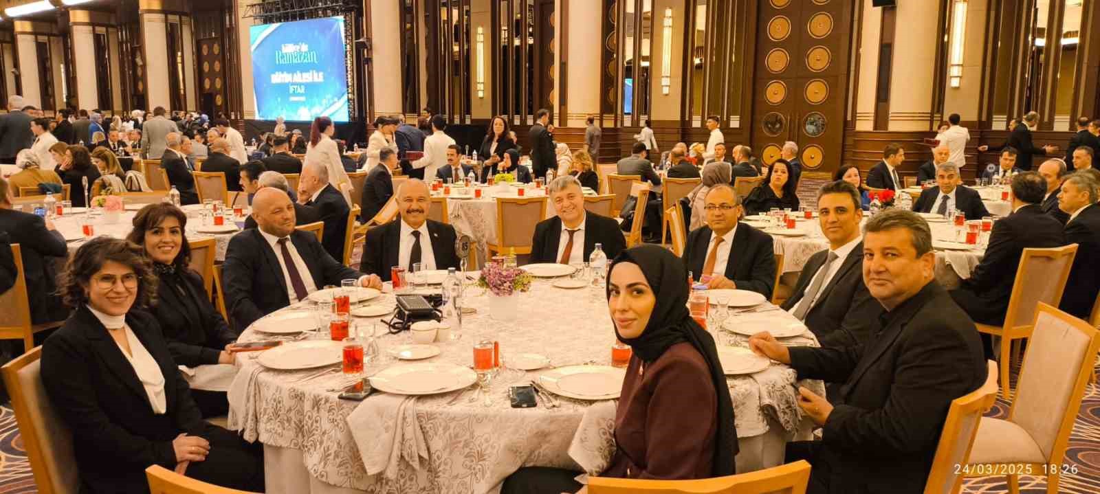 Bozkan ve beraberindeki heyet iftar programına katıldı