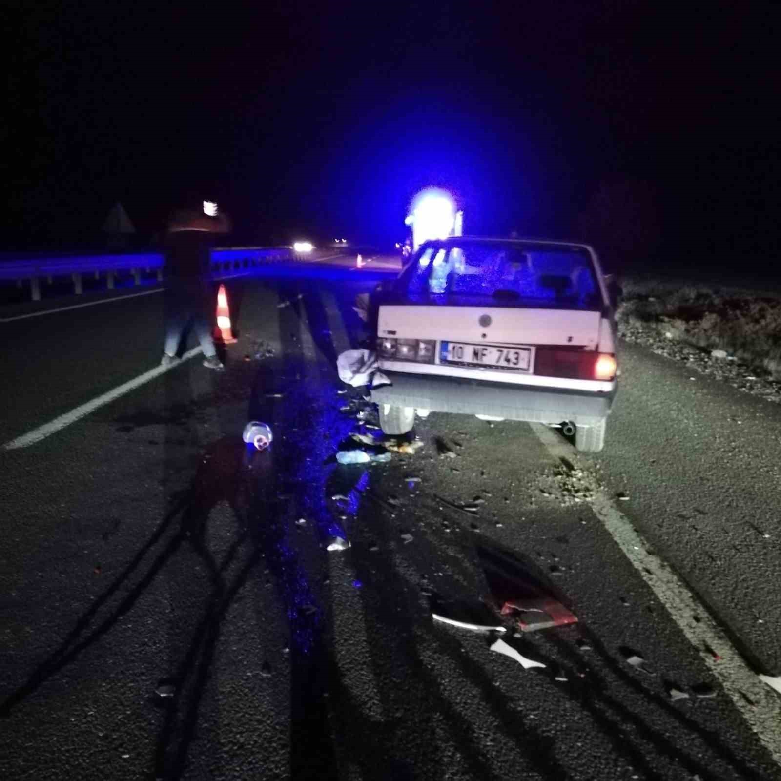 Tavşanlı’da arızalı araca çarpan sürücü yaralandı