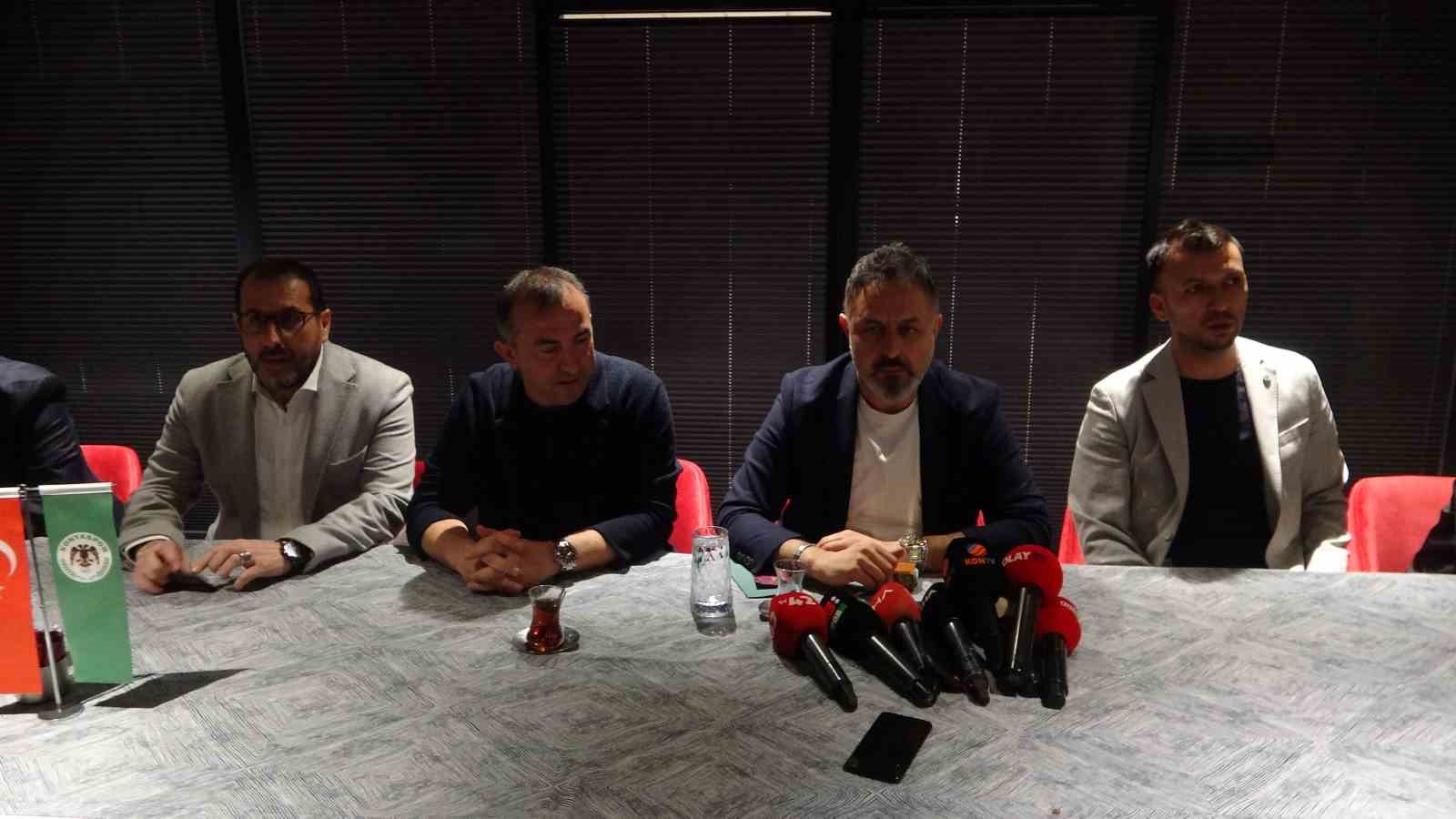 Konyaspor iftarda basın mensupları ile bir araya geldi
