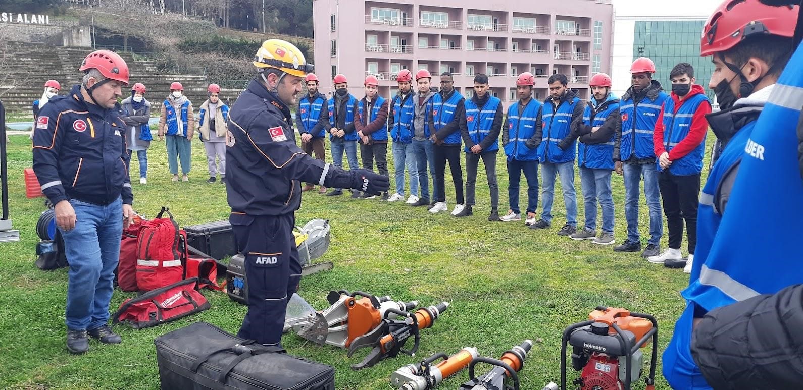 Yabancı &ouml;ğrenciler Trabzon&rsquo;da T&uuml;rkiye&rsquo;yi ve d&uuml;nyayı tanıyor

