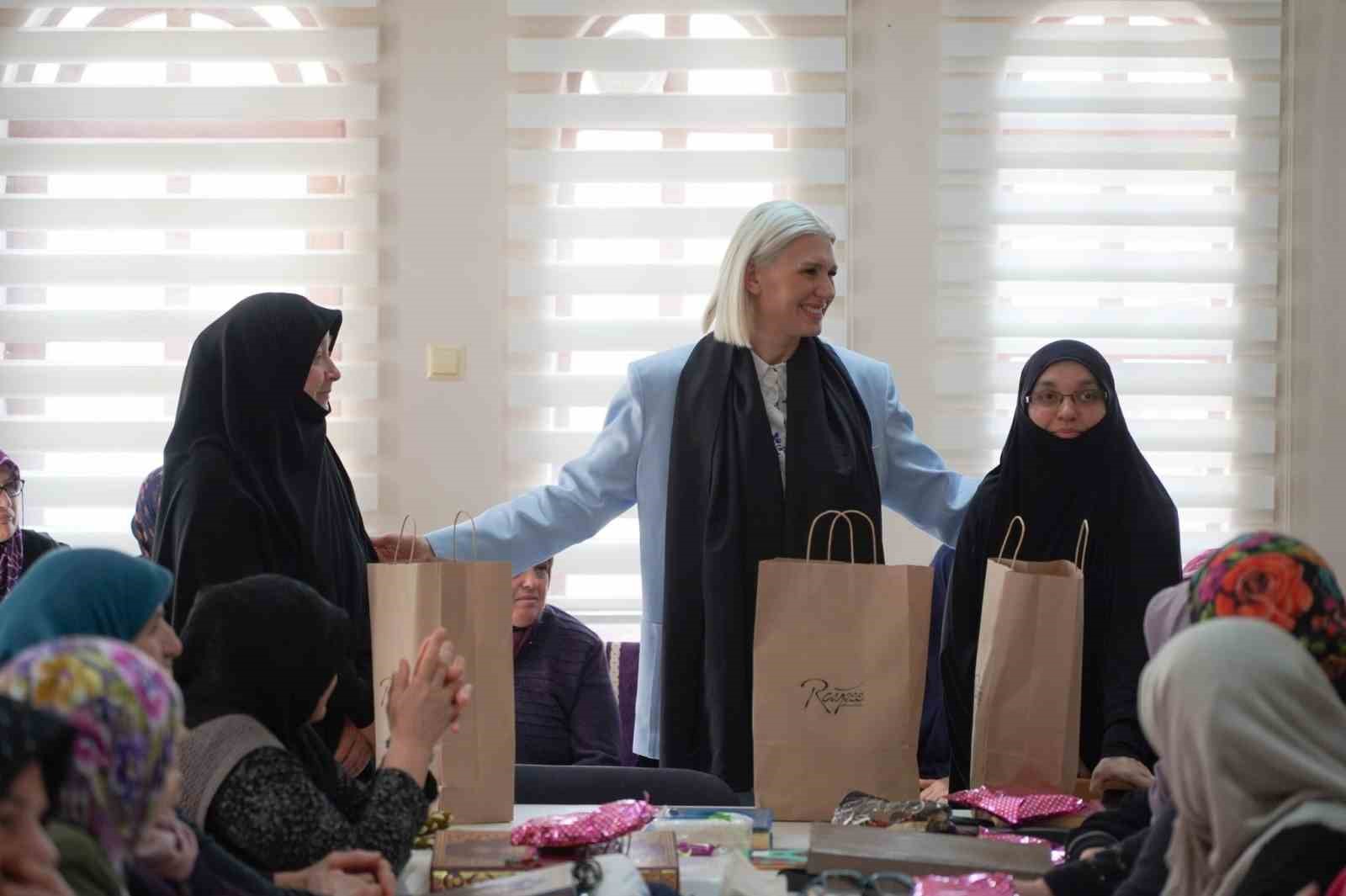 Bilecikli kadınlardan mukabele programı