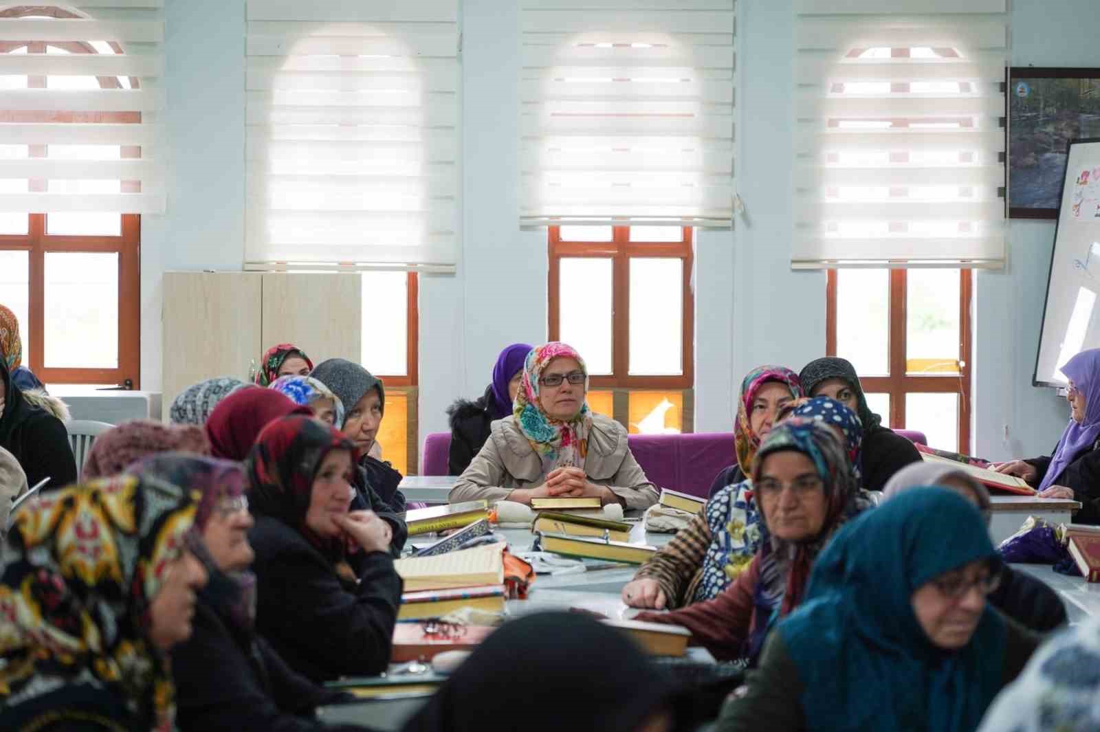 Bilecikli kadınlardan mukabele programı
