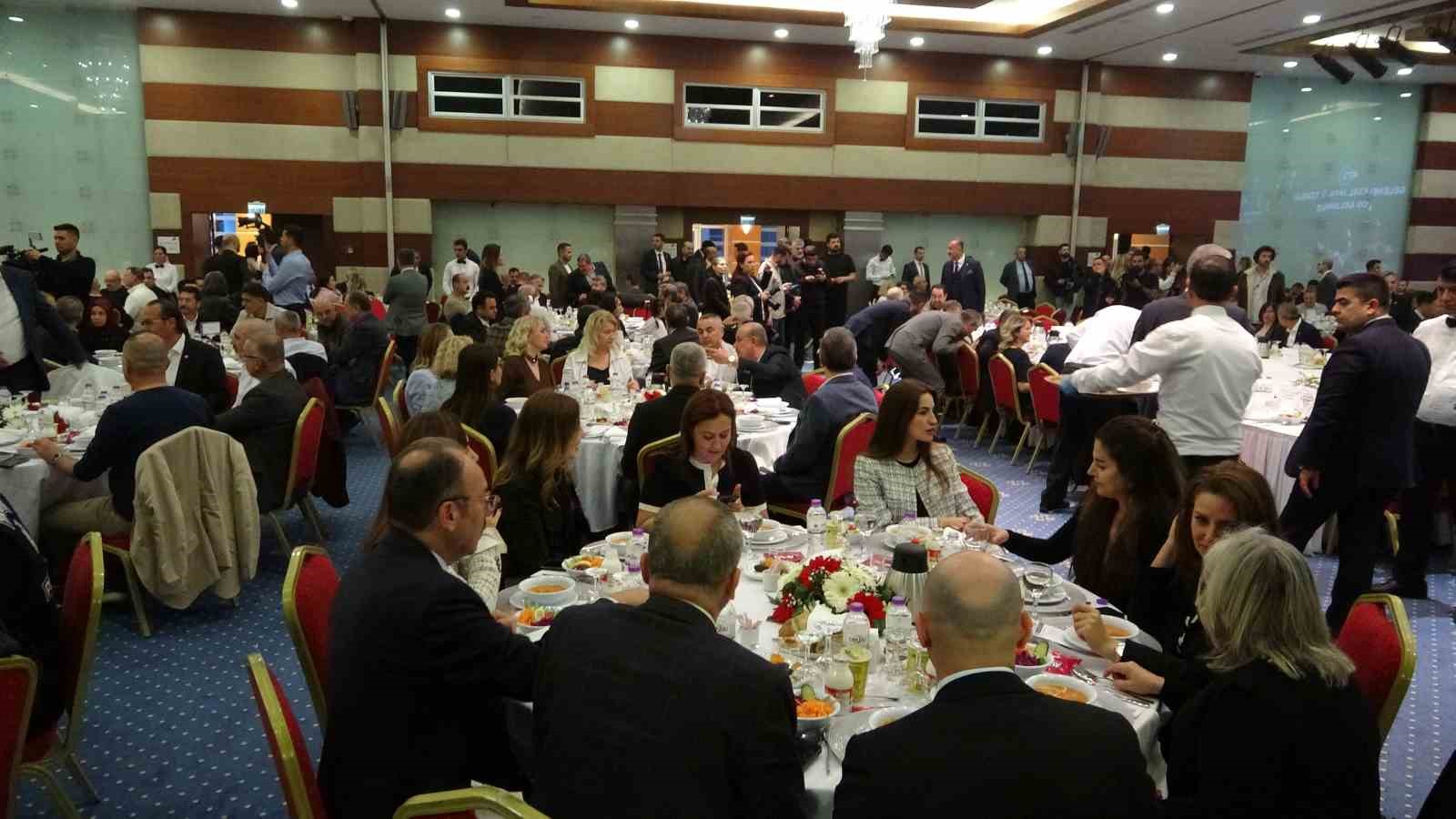 ATSO’nun iftar programında iş dünyası ile Antalya protokolü bir araya geldi