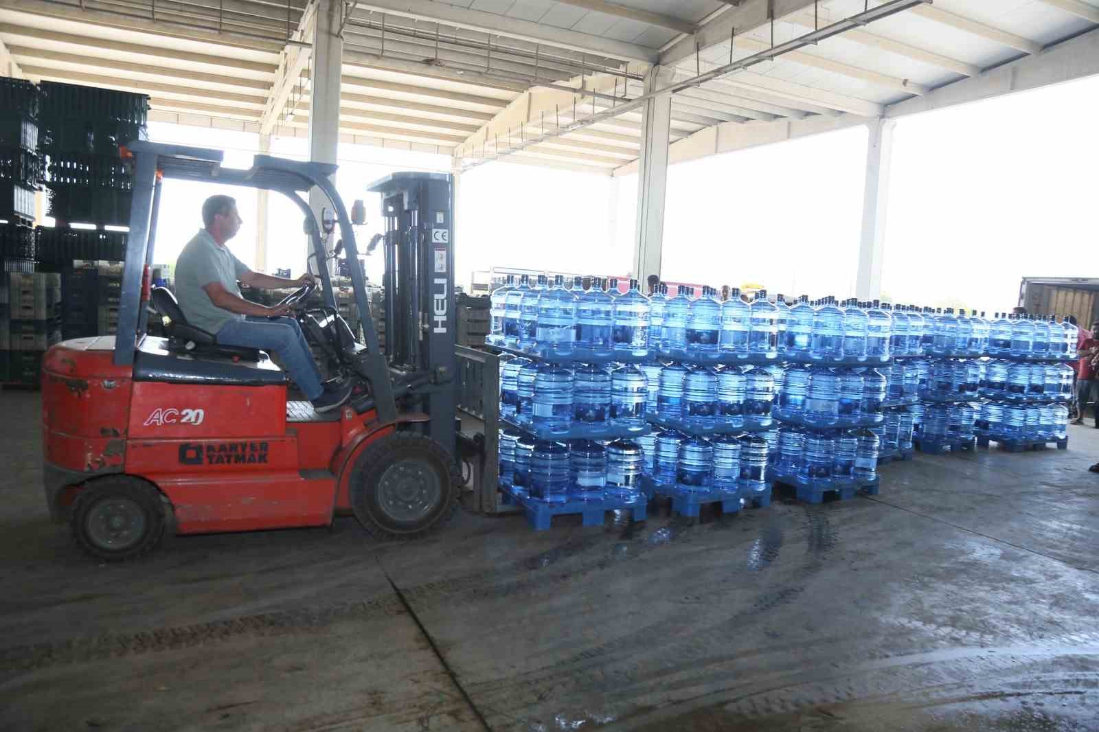Selçuk’ta, İzmir Su vatandaşlardan büyük ilgi görüyor
