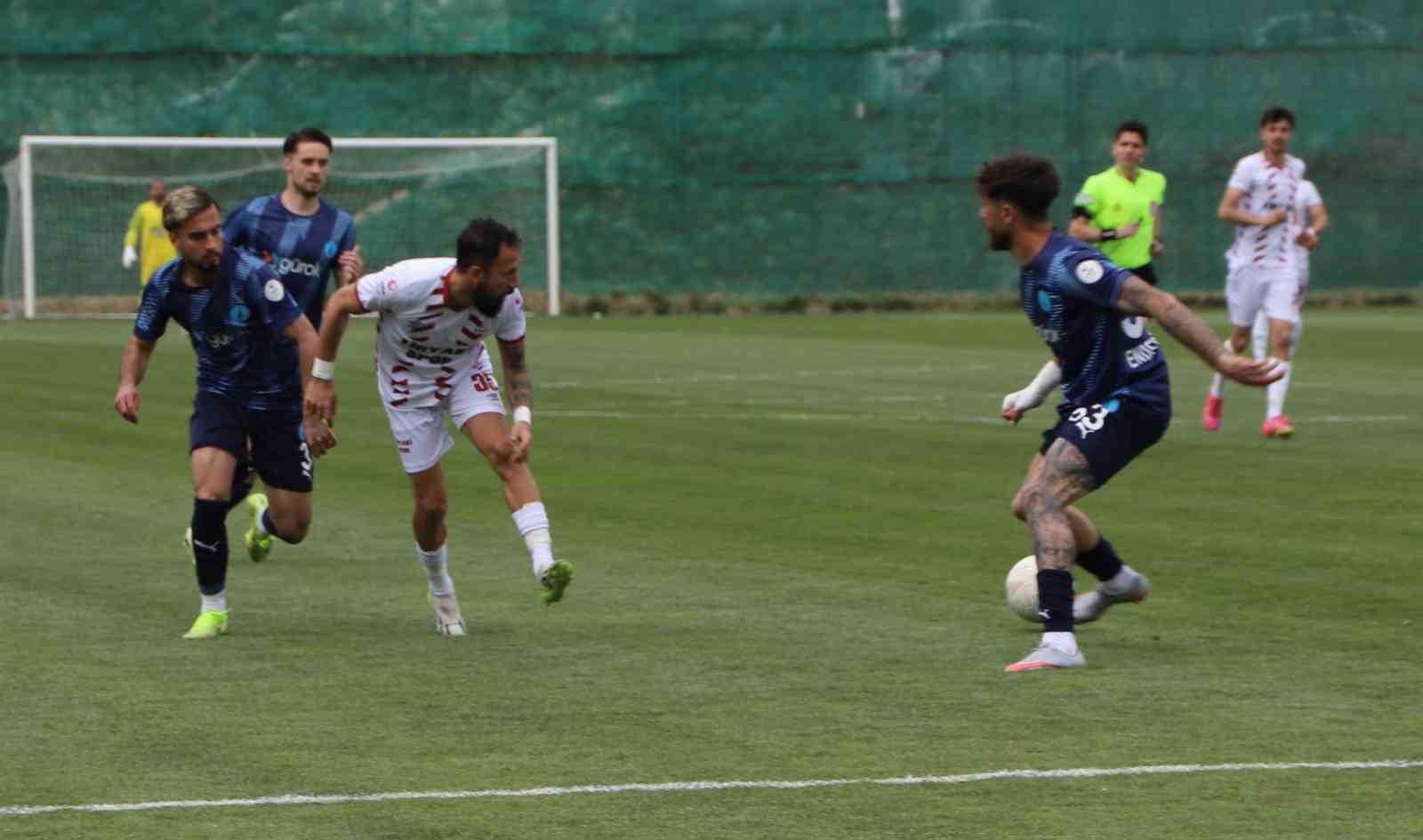 Nesine 3. Lig: 23 Elazığ FK: 1 - Belediye Kütahyaspor: 2
