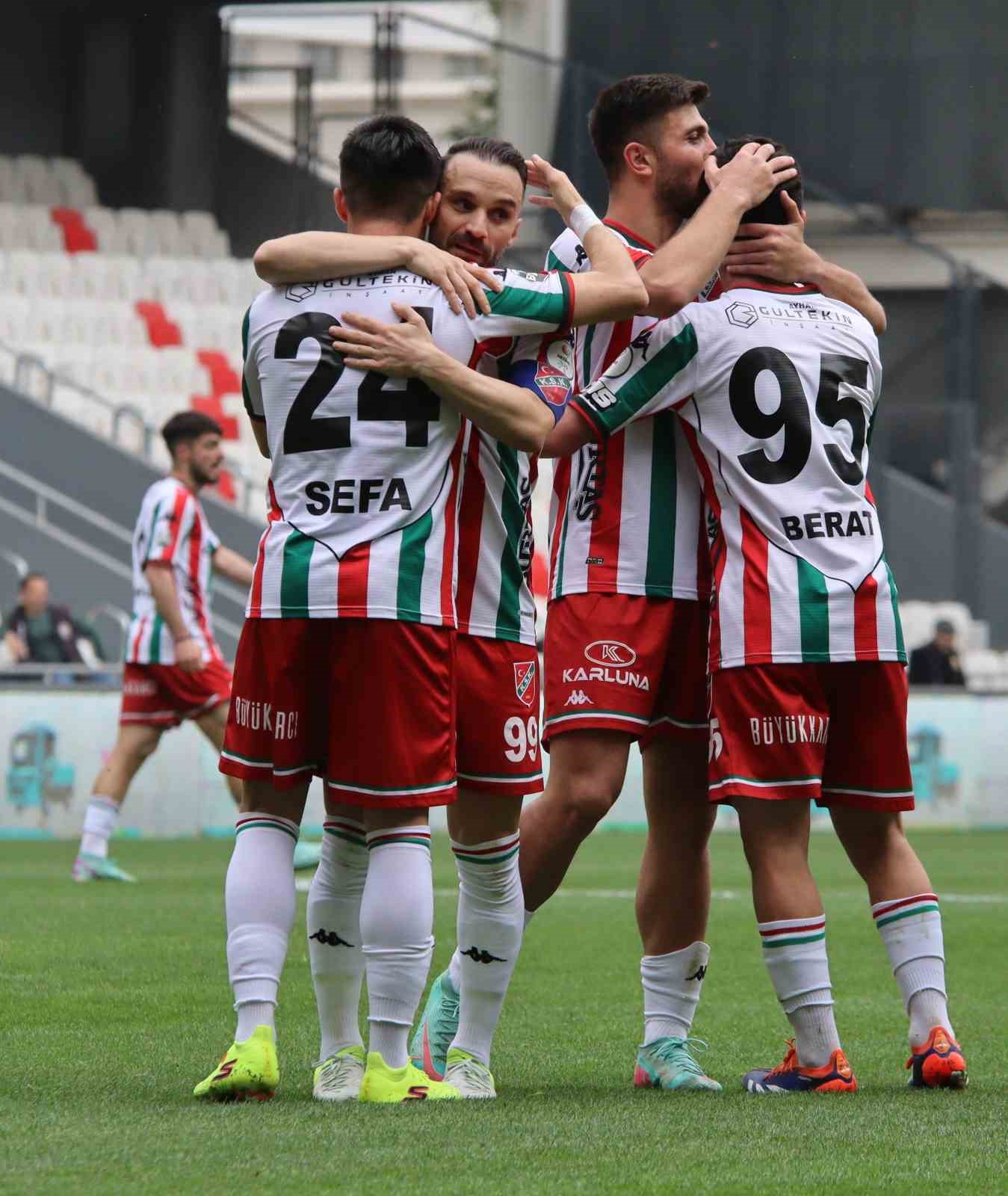 TFF 3. Lig: Karşıyaka: 4 - Anadolu Üniversitesi: 2
