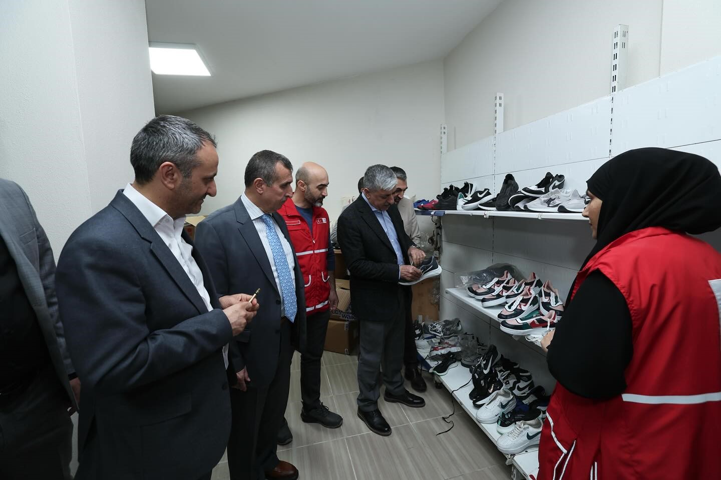 Dilovası’nda 3 bin çocuk bayramlık kıyafetine kavuştu
