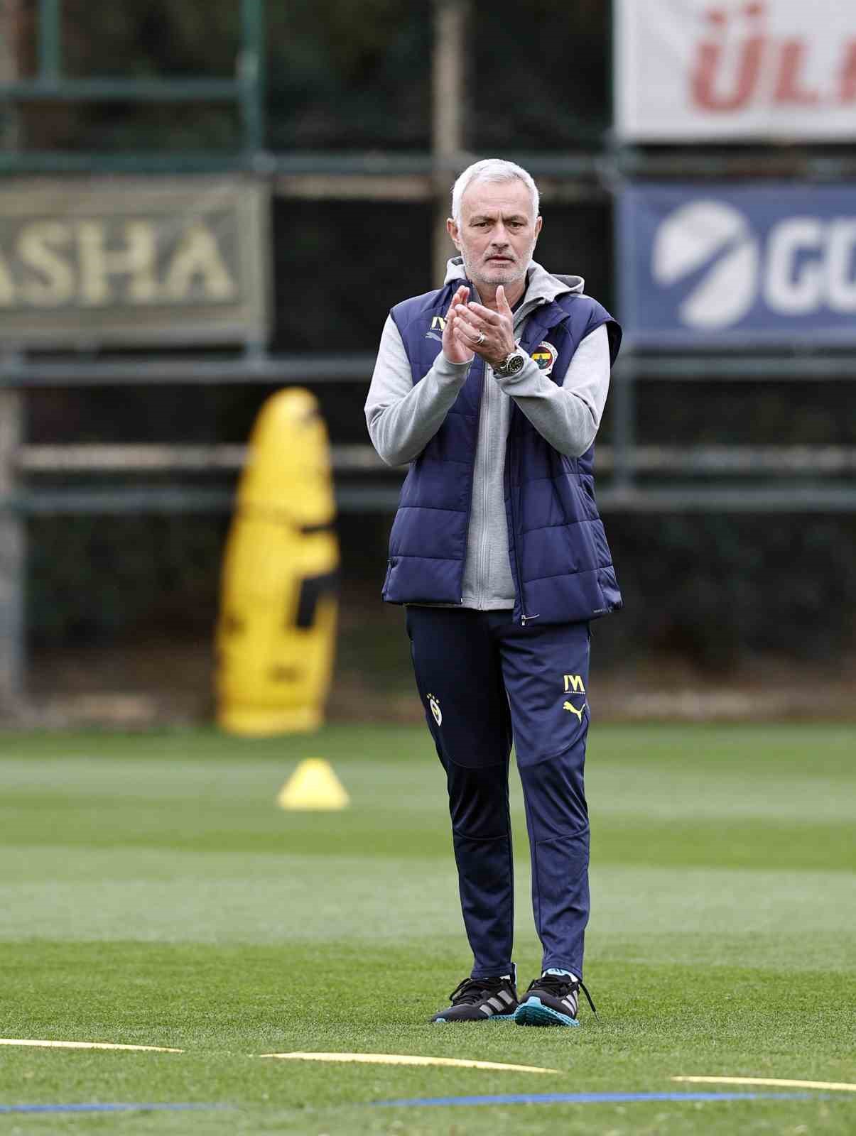 Fenerbahçe, Bodrum FK maçı hazırlıklarını sürdürdü
