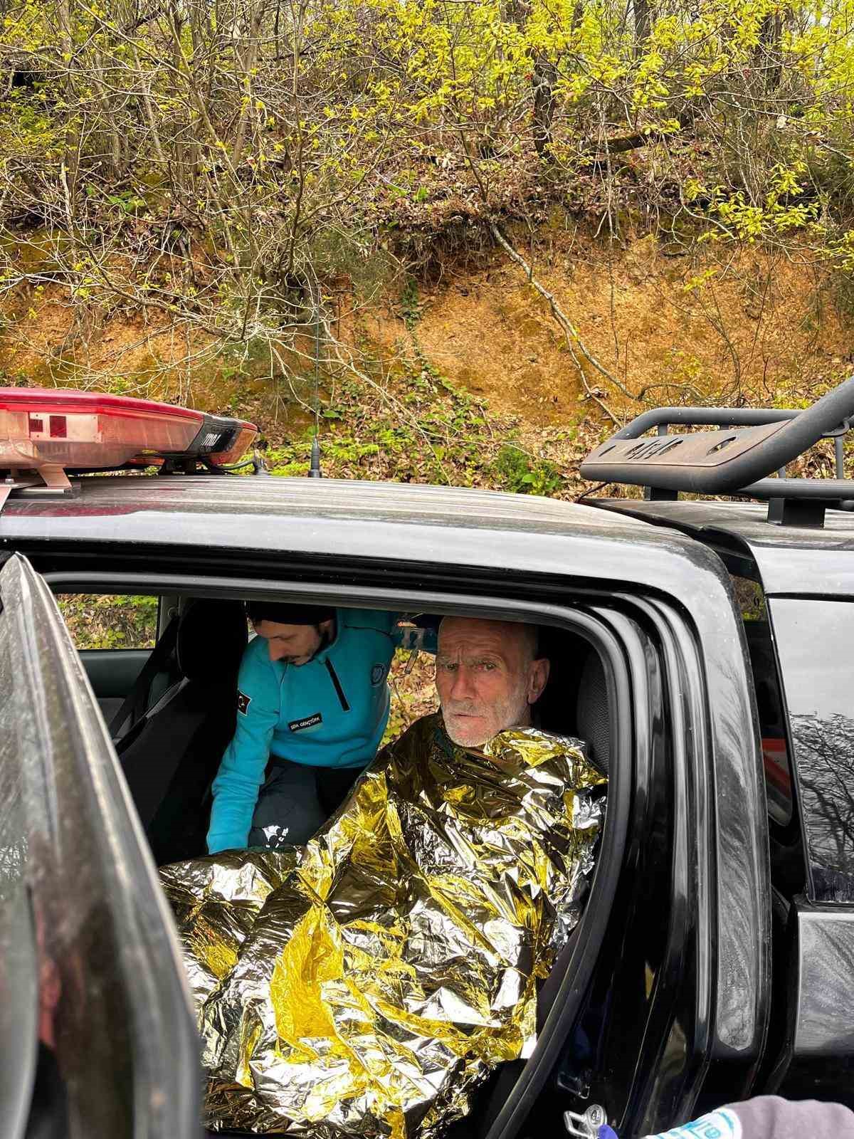 Yalova&rsquo;da kaybolan alzheimer hastası ormanlık alanda bulundu
