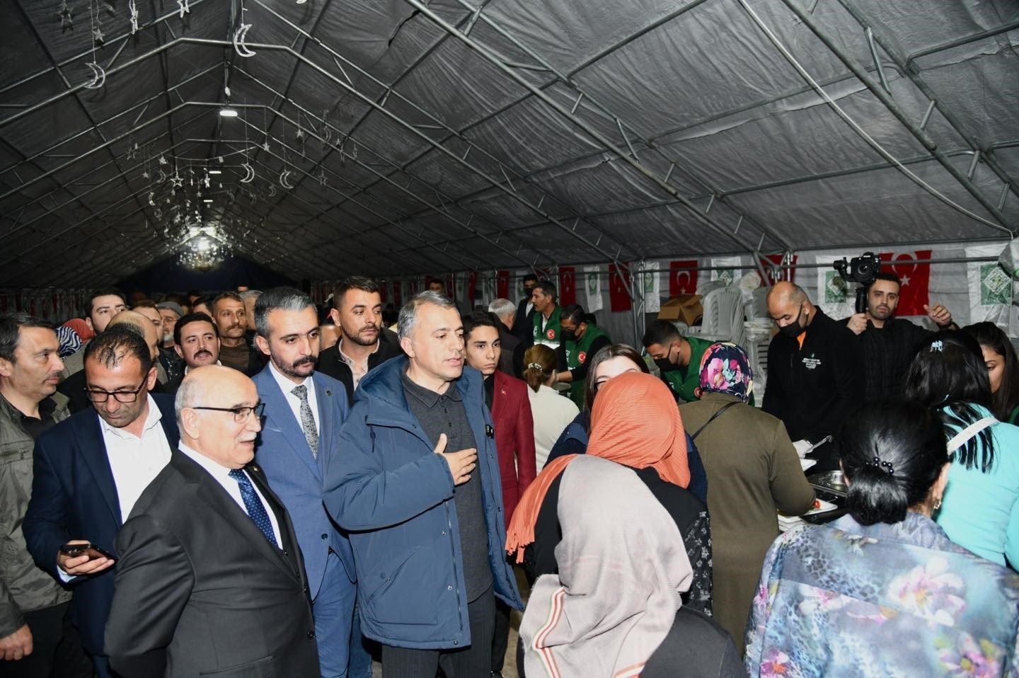 Osmaniye Belediyesinden Kadir Gecesi’nde sahur yemeği