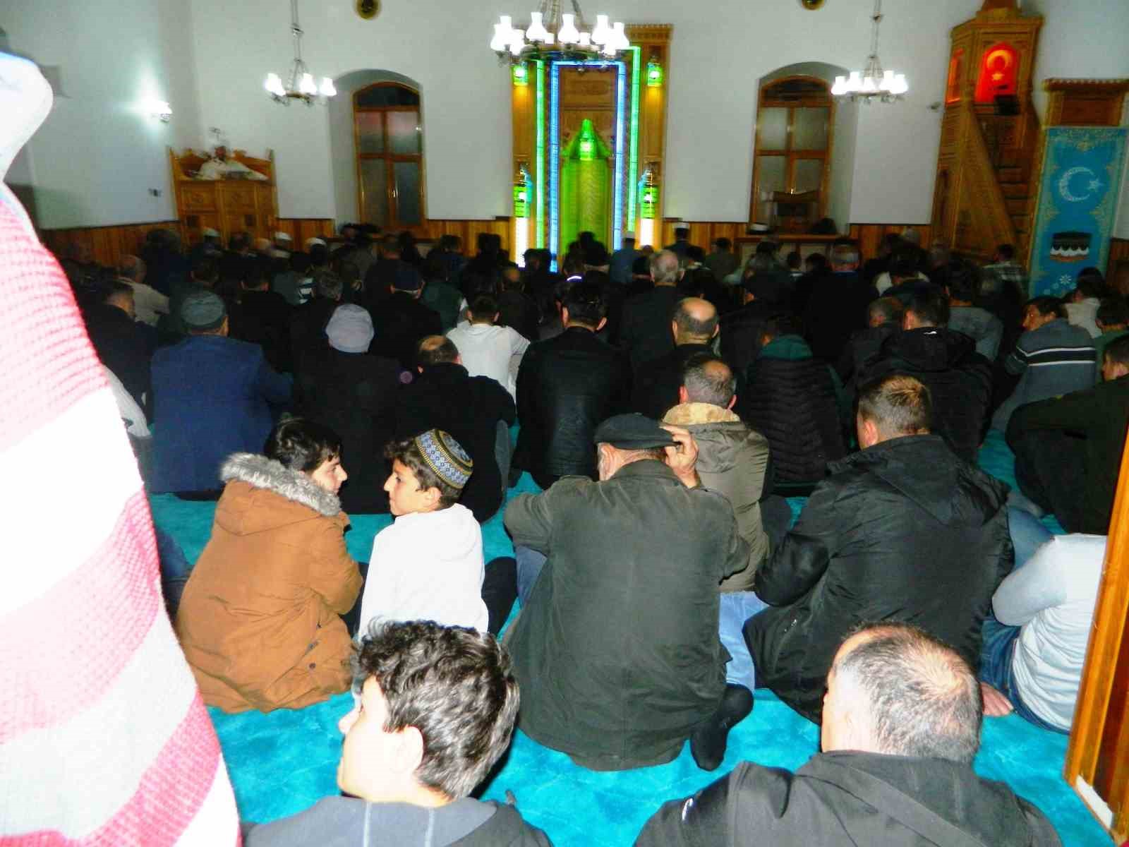 Posof’ta kadir gecesi programı