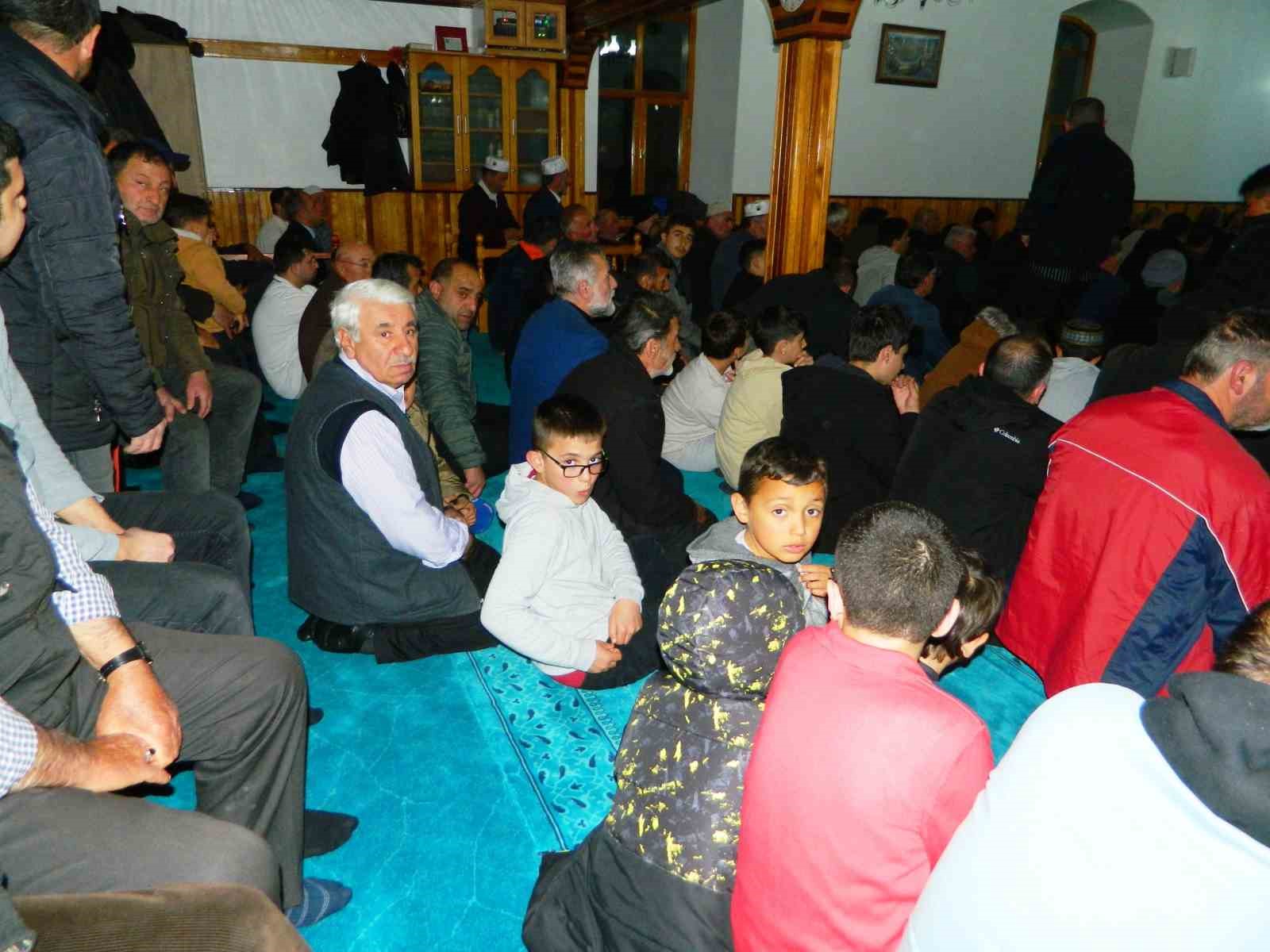 Posof&rsquo;ta kadir gecesi programı
