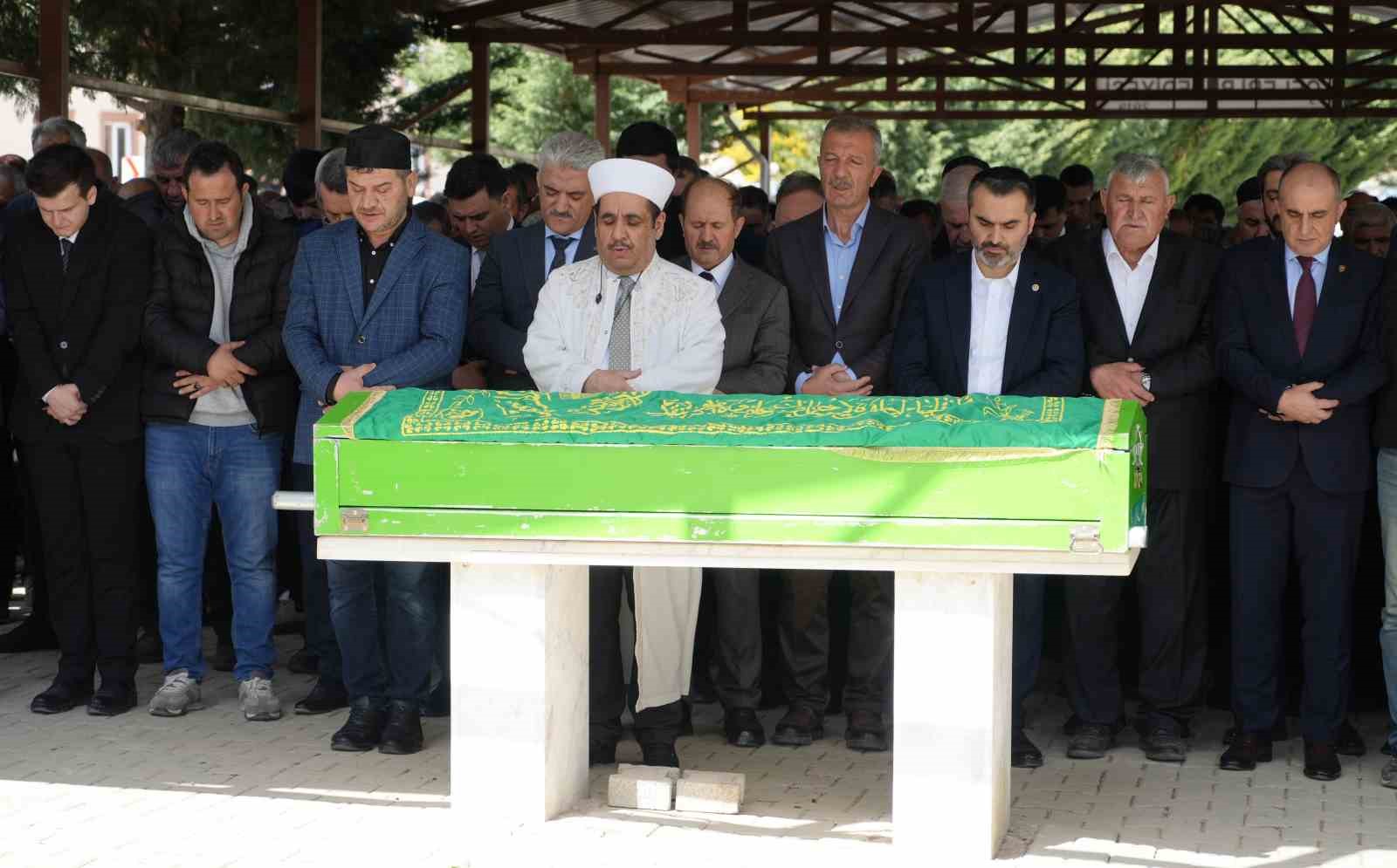 Adalet Bakan Yardımcısı Can, Kırıkkale’de cenaze törenine katıldı