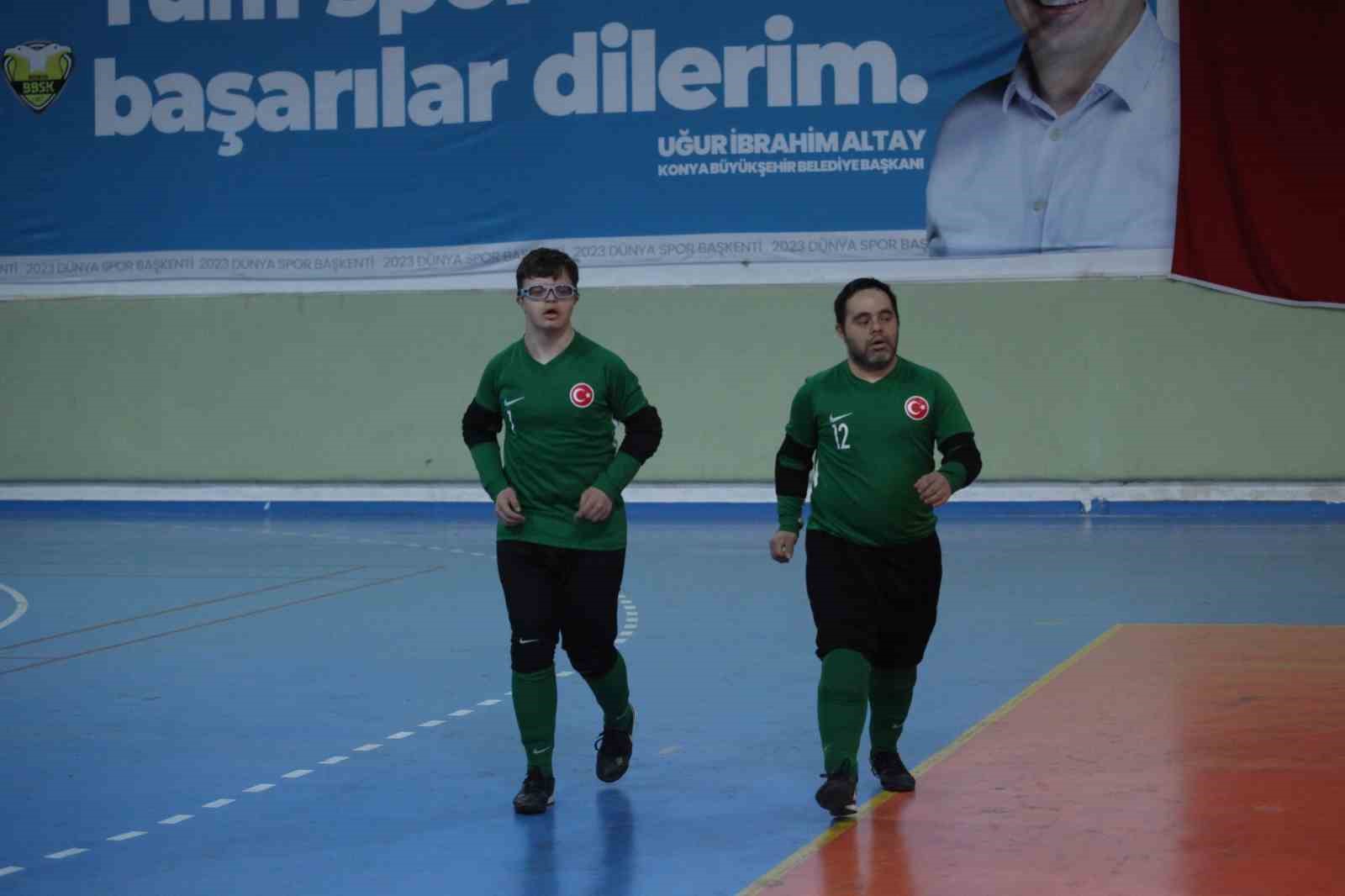 Down Futsal Milli Takımı, &uuml;st &uuml;ste 3. kez Avrupa şampiyonu olmak istiyor
