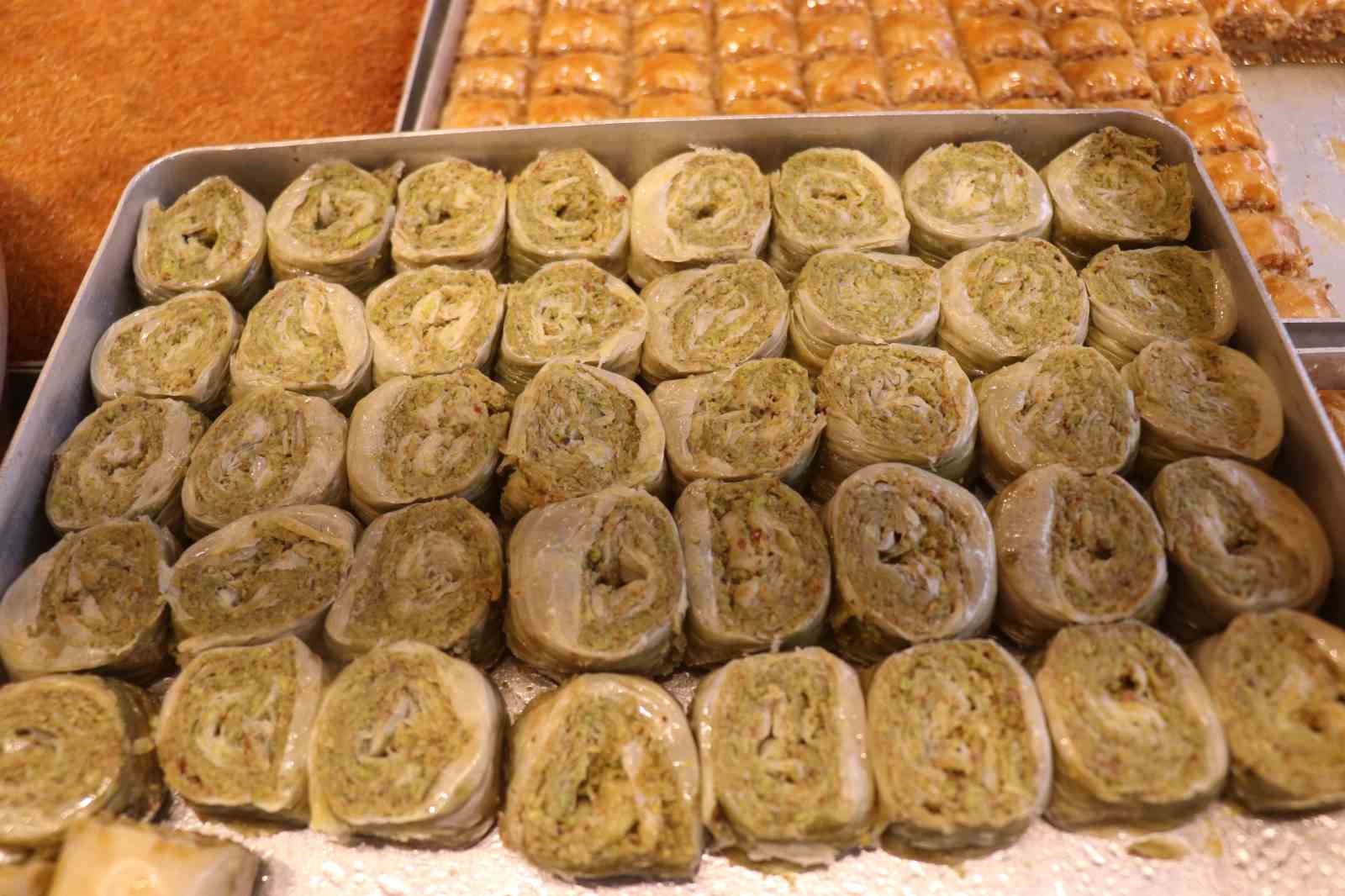 Bu bayram ağızlar en uygun 450 liraya tatlanacak