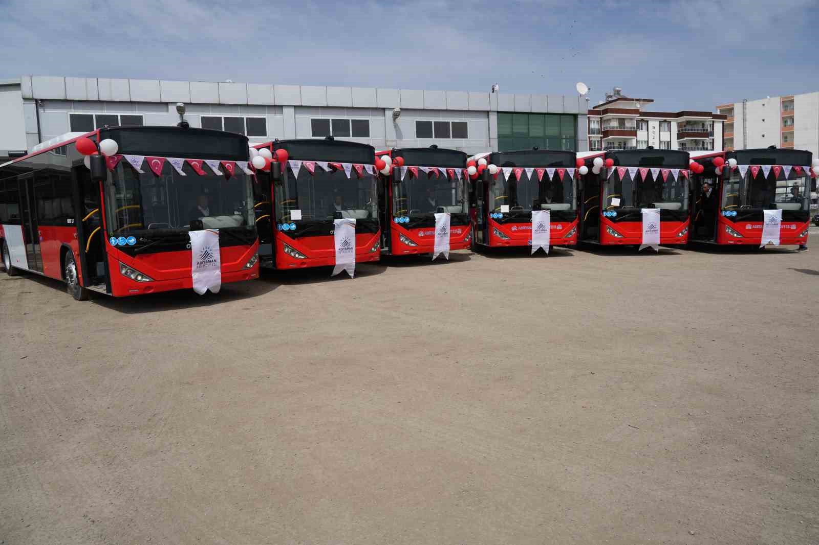 Adıyaman Belediyesi&rsquo;nden 10 yeni otob&uuml;s
