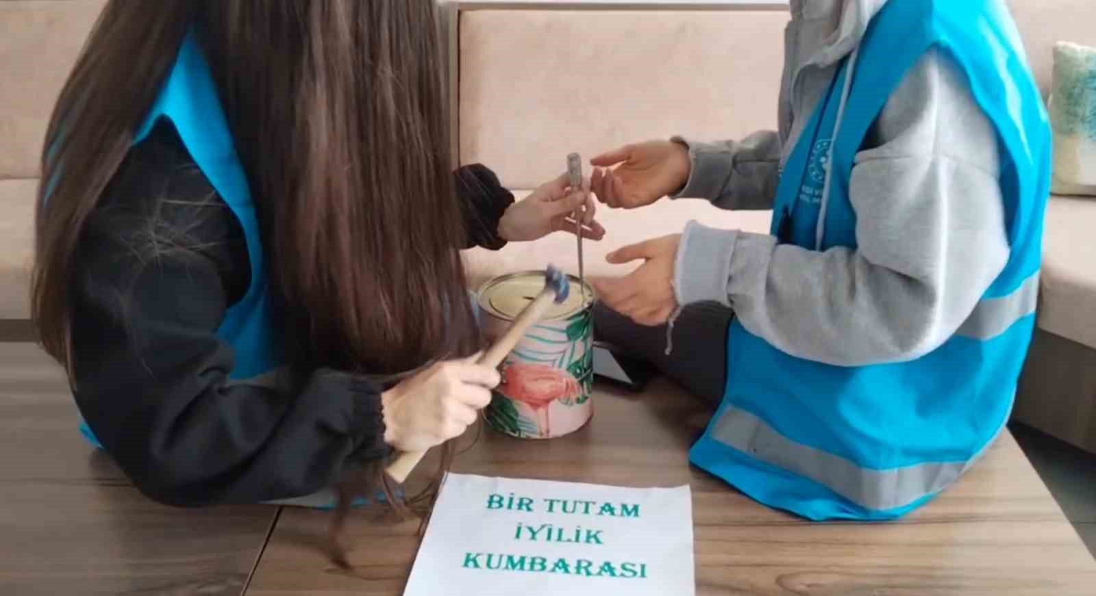 Üniversiteli öğrencilerden "Bir Tutam İyilik" projesi