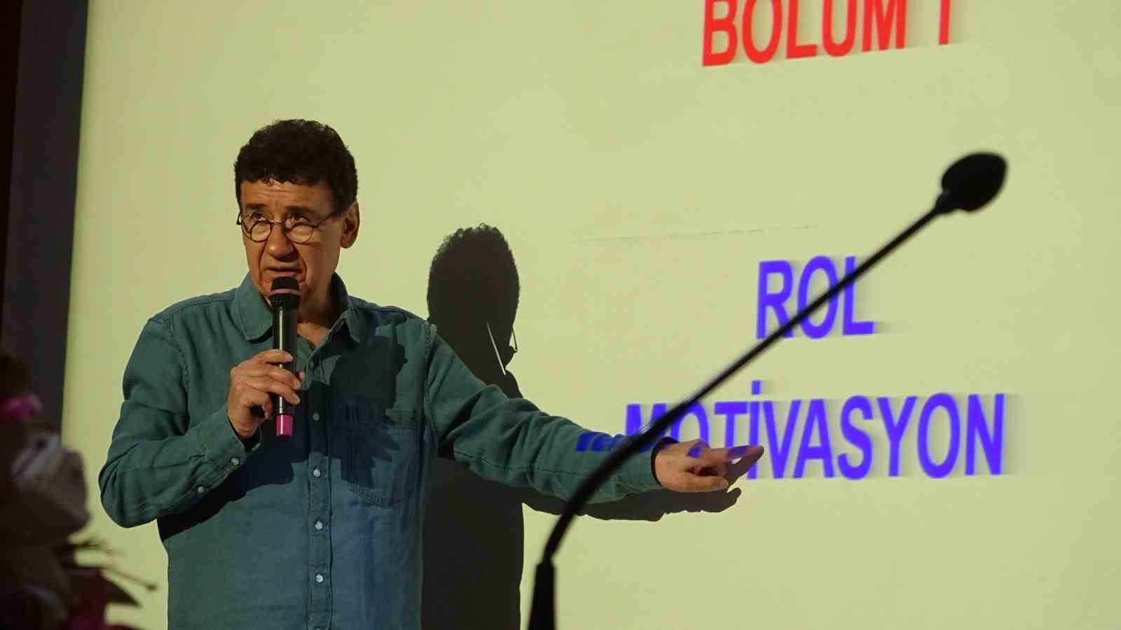 Tavşanlı’da YKS’ye hazırlanan öğrencilere motivasyon semineri