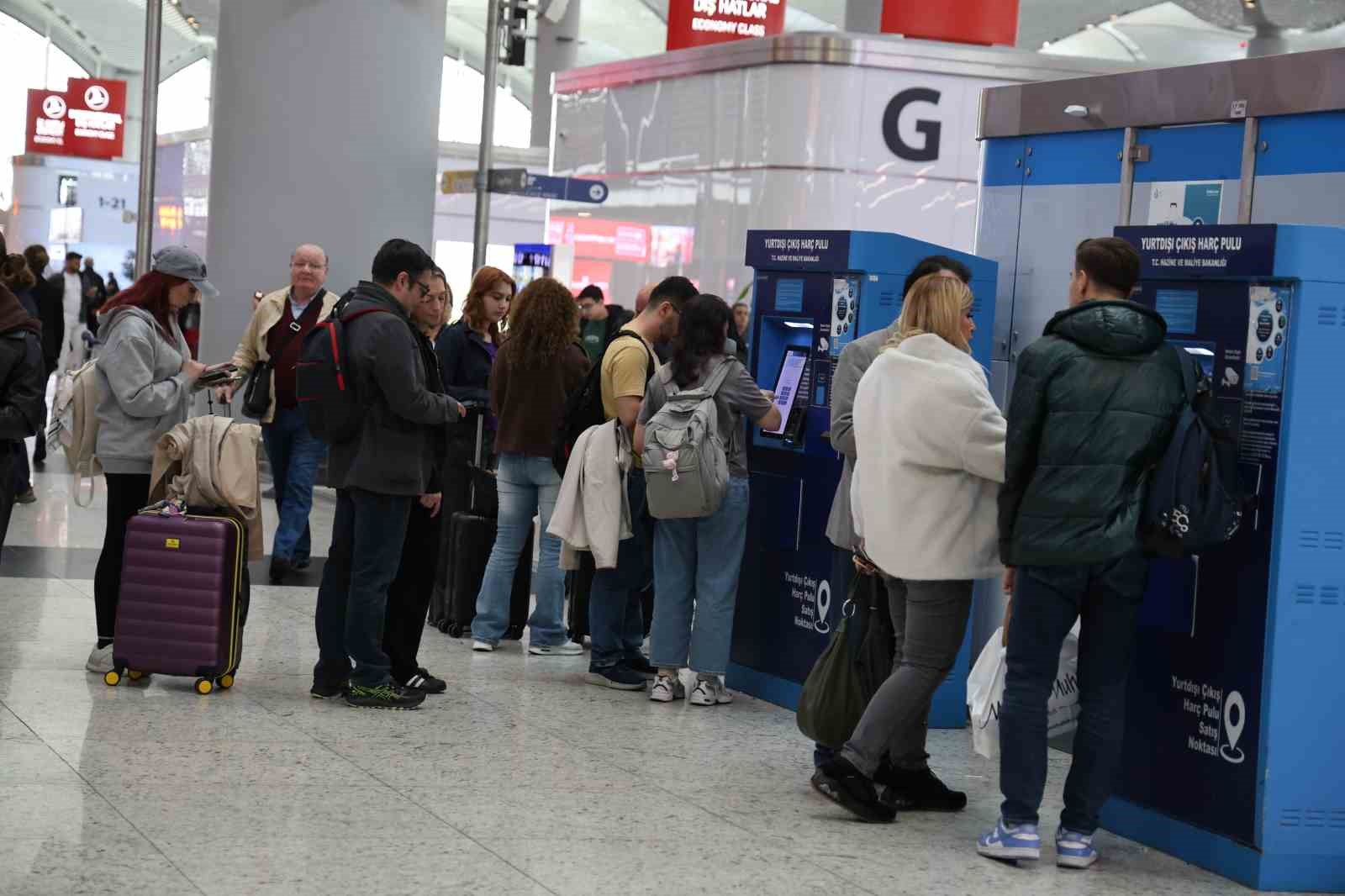 İstanbul Havalimanı’nda bayram hareketliliği başladı