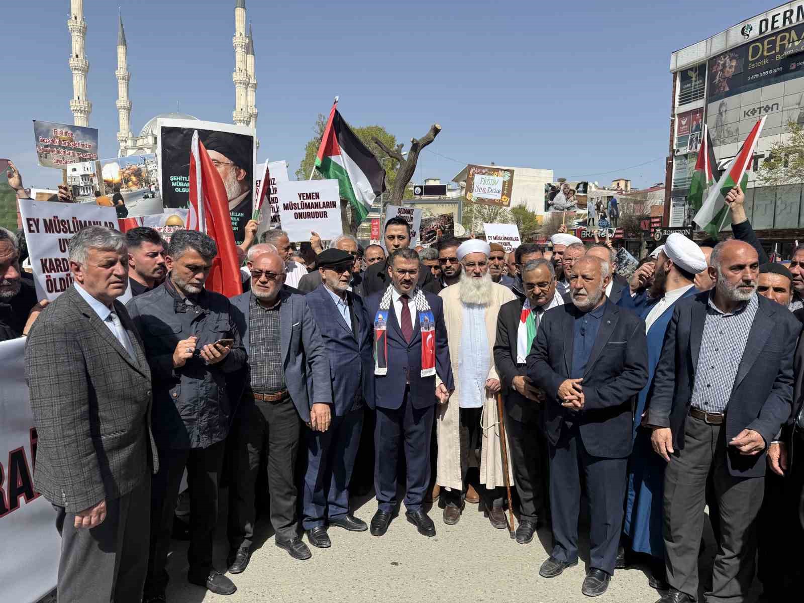 Iğdırlılar ‘Dünya Kudüs Günü’ Mitinginde bir araya geldi