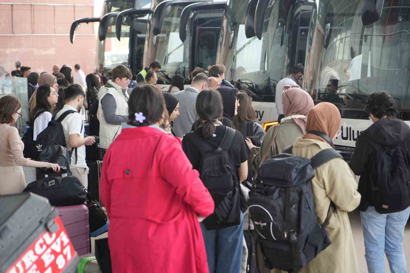 Samsun’da otogarda bayram hareketliliği