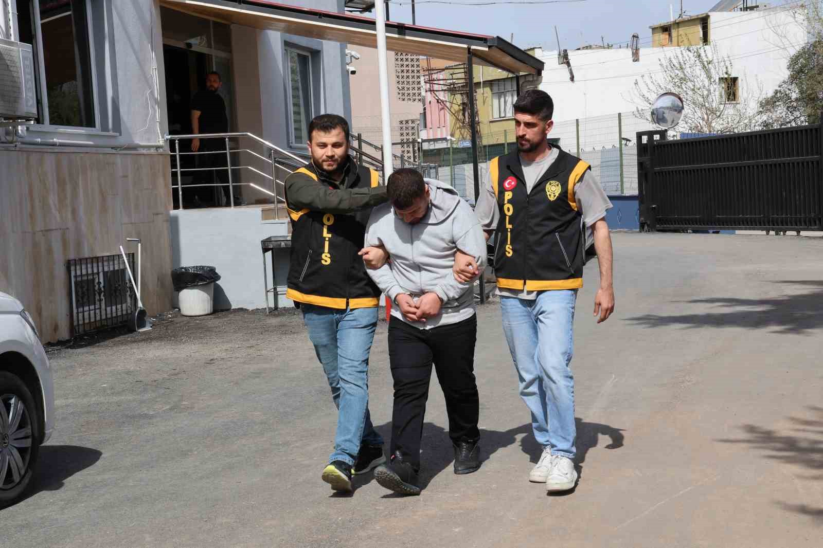 Sokak ortasındaki dayağa 2 tutuklama
