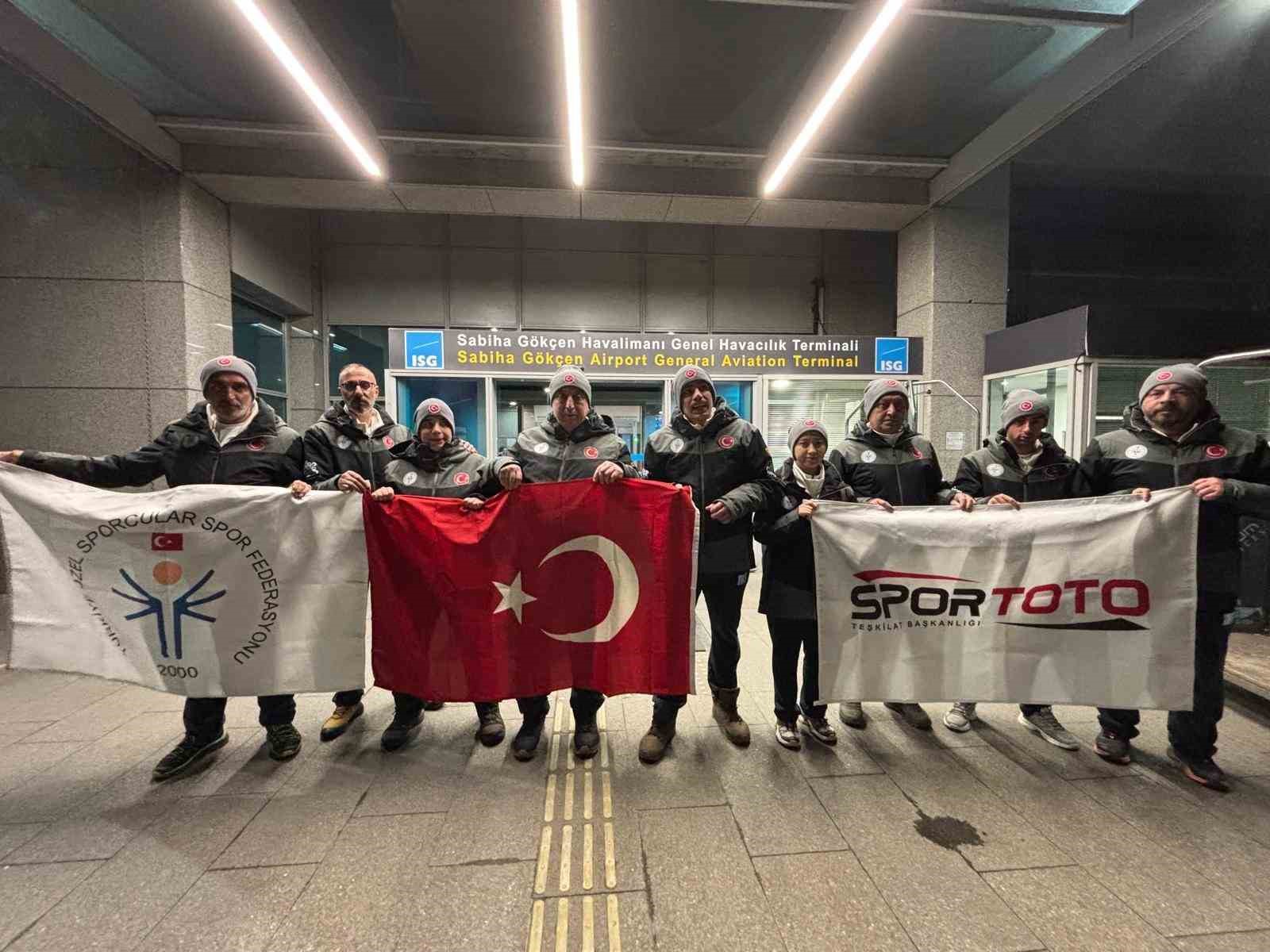 Özel Sporcular Kayak Milli Takımı, Dünya Şampiyonası için Fransa’ya gitti
