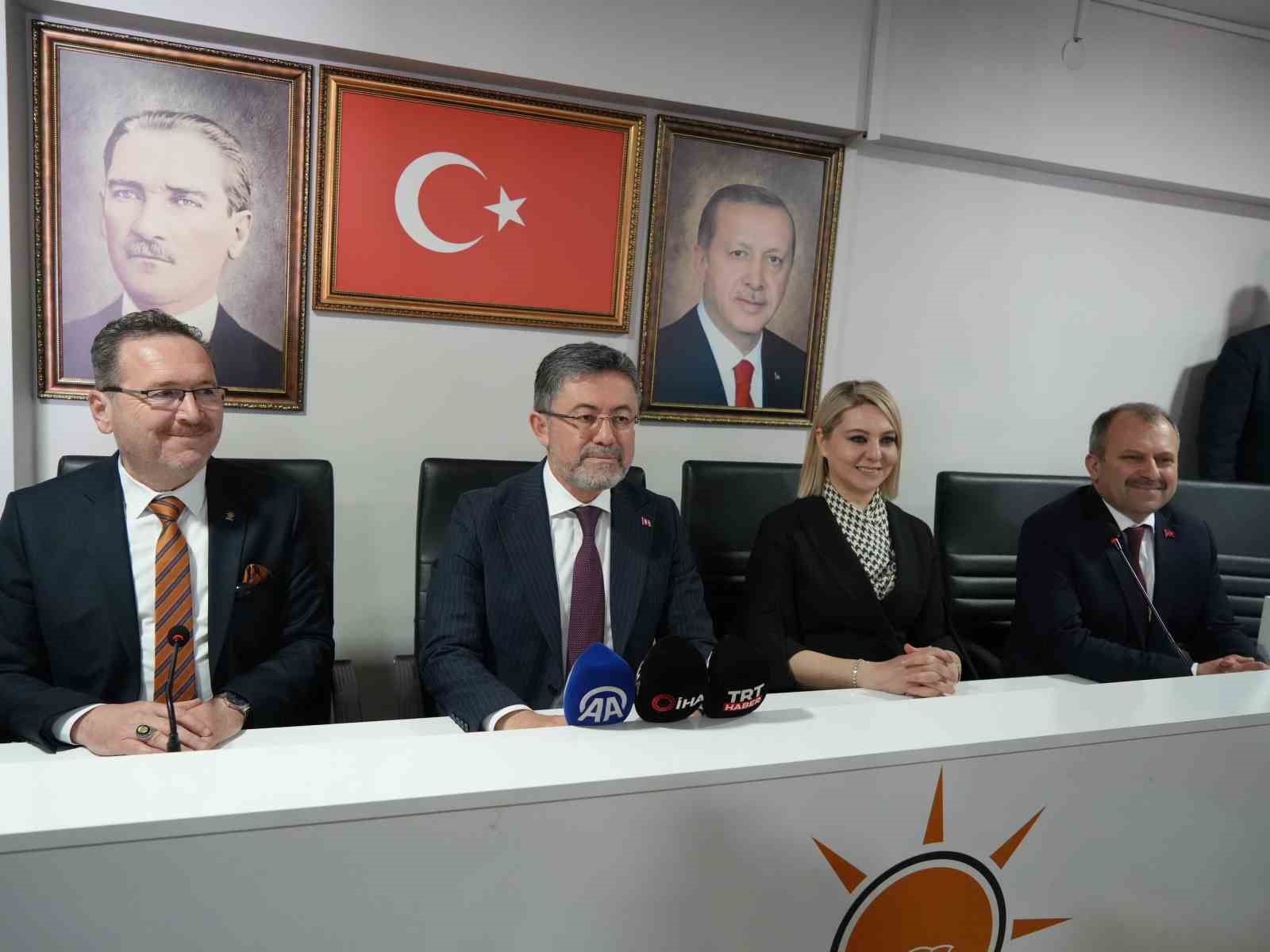 Tarım ve Orman Bakanı Yumaklı: "İnsanların sokağa çağrılarak yolsuzlukların perdelenme amacı güttüğünü herkes biliyor"