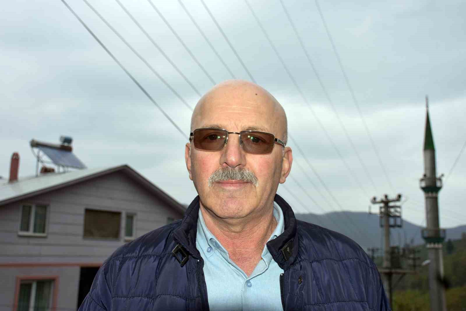 Bir asrı ge&ccedil;kin gelenekte 12 bin kişi bayramlaştı
