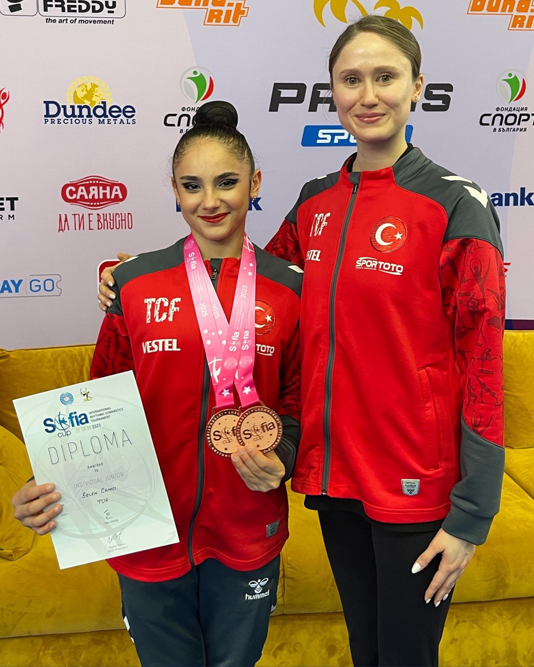 Antalyasporlu milli cimnastikçilerden Sofya’da 4 bronz madalya
