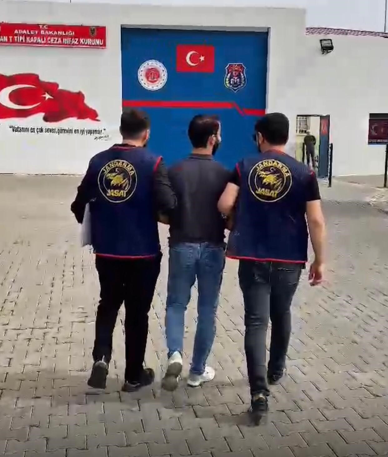 Batman&rsquo;da 2 yıldır aranan cezaevi firarisi yakalandı
