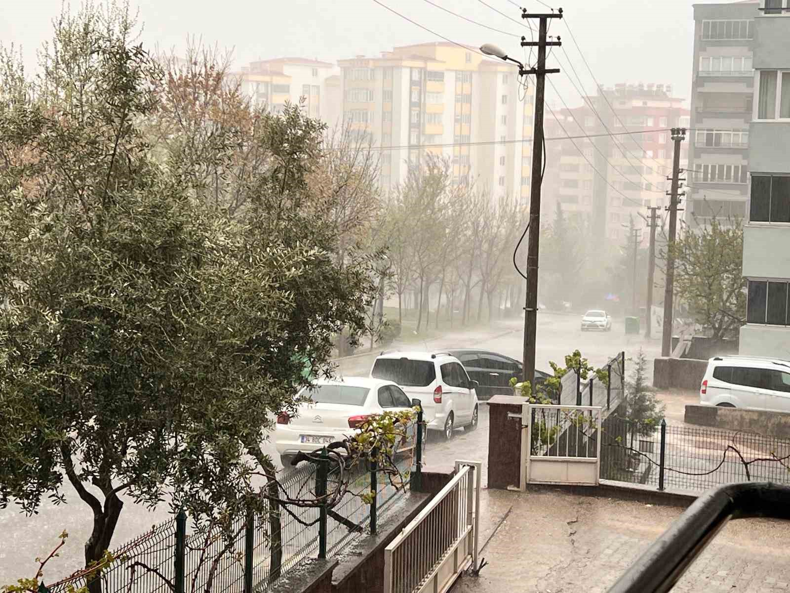 Kahramanmaraş’ta sağanak etkili oldu