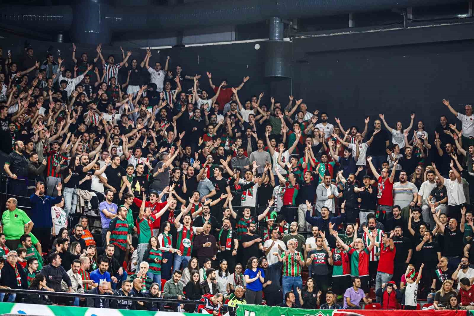 TBF’den, Karşıyaka Basketbol’a 260 bin TL para cezası