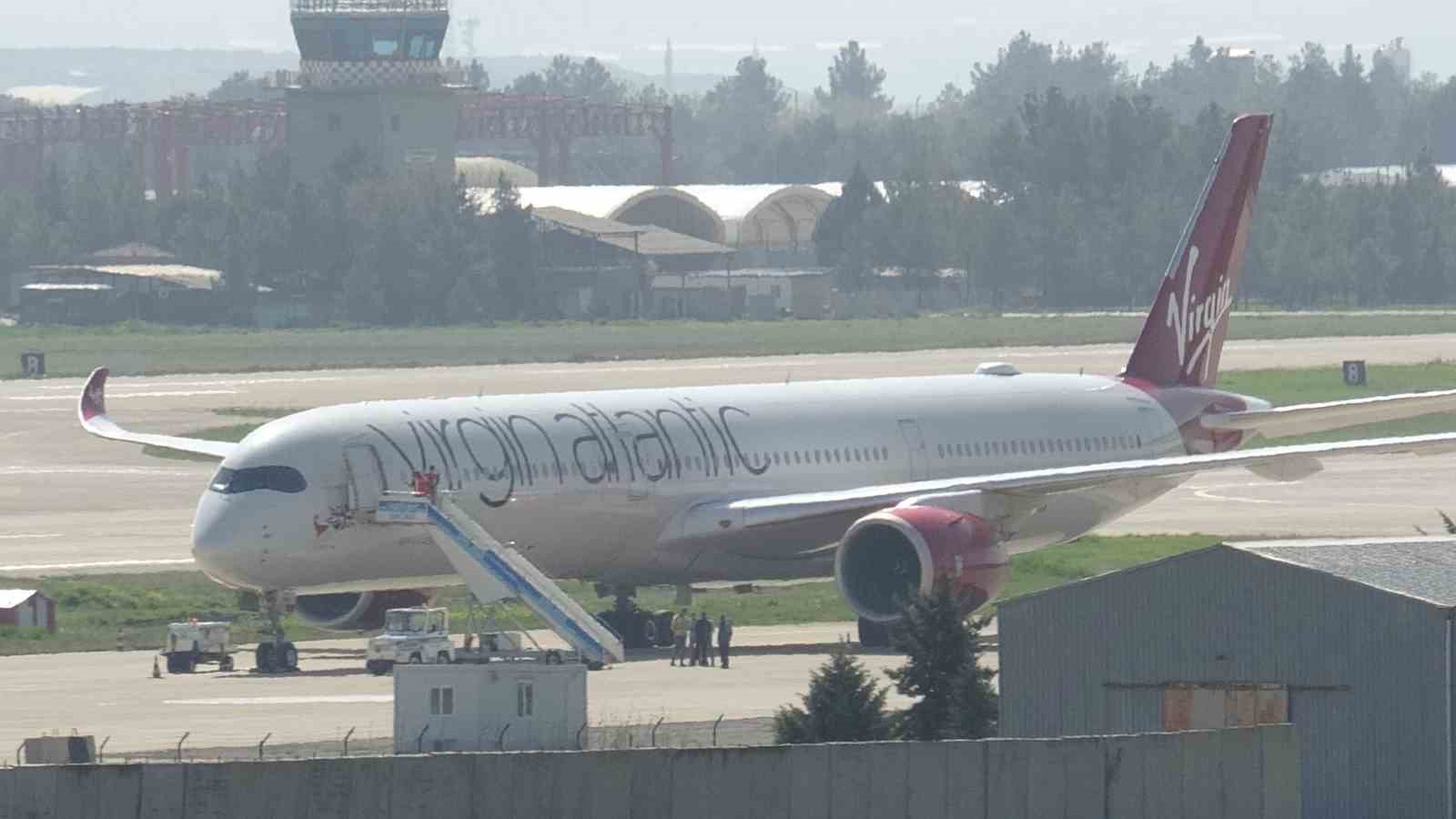 Hindistan’a giden İngiliz uçağı rahatsızlanan yolcu için Diyarbakır’a zorunlu iniş yaptı