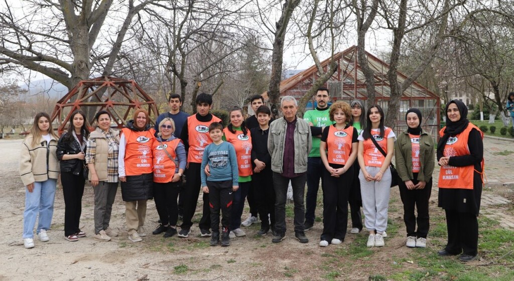 DPÜ’de fidan dikim etkinliği