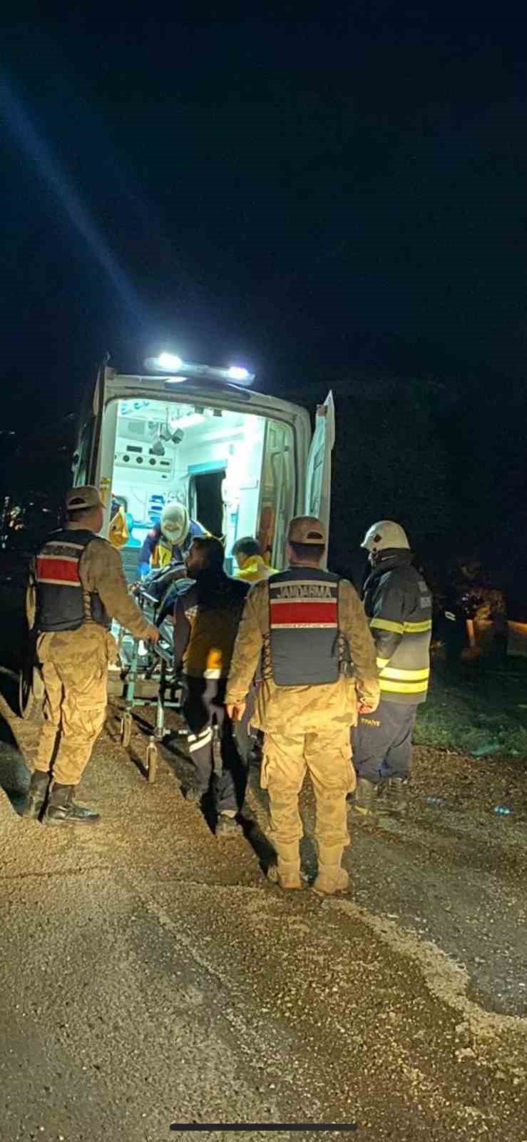 Hatay&rsquo;da trafik kazası: 2 yaralı
