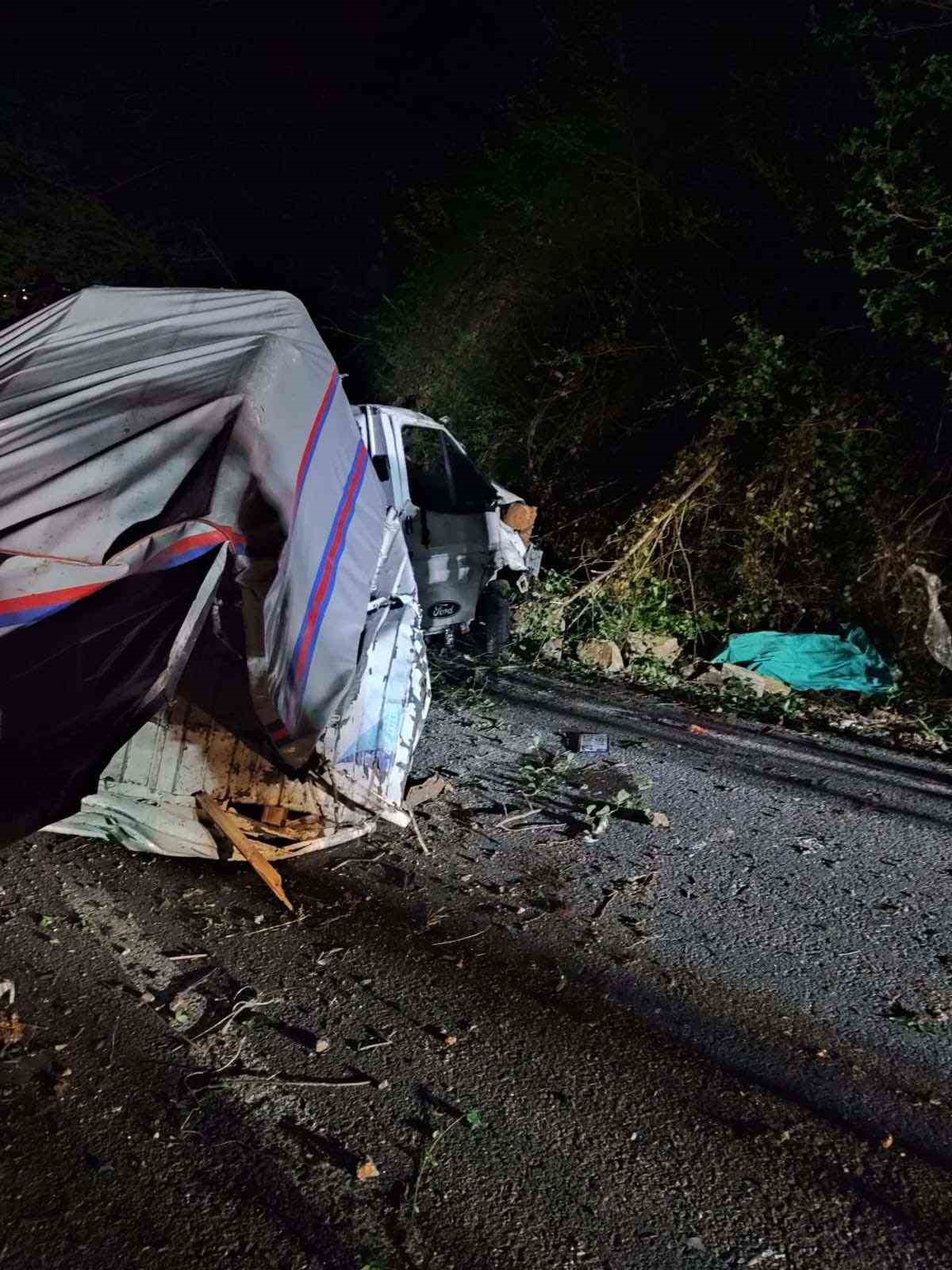 Giresun&rsquo;da trafik kazası: 1 &ouml;l&uuml;, 1 yaralı
