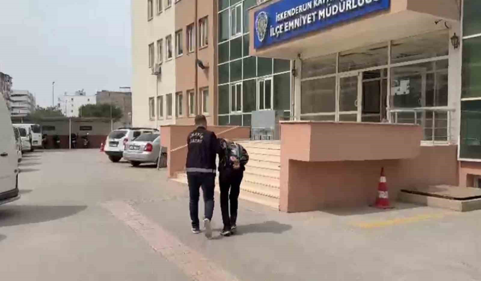 Hatay’da kredi kartı dolandırıcısı tutuklandı