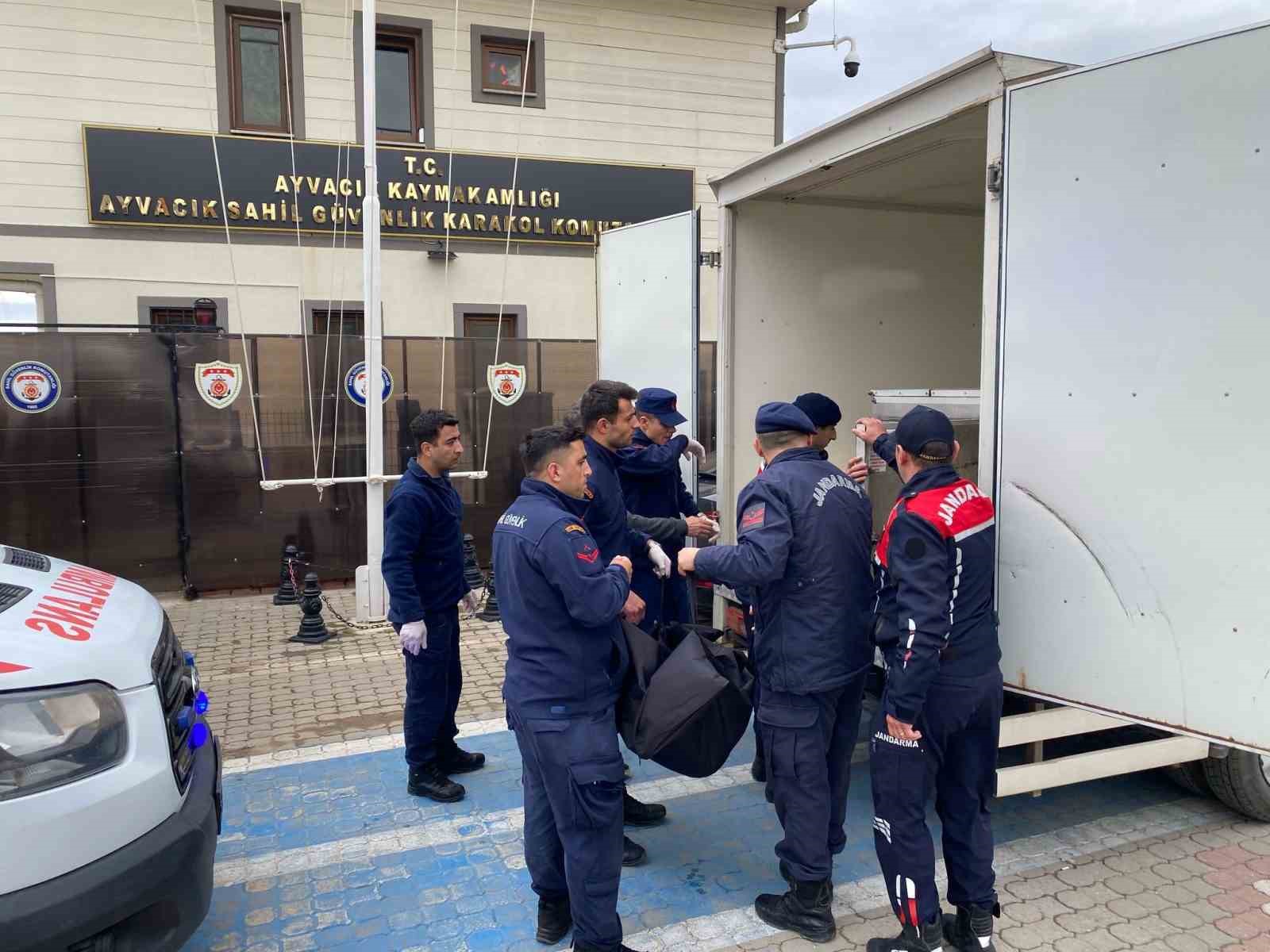 Çanakkale’de batan botta hayatını kaybedenlerin sayısı 9’a yükseldi