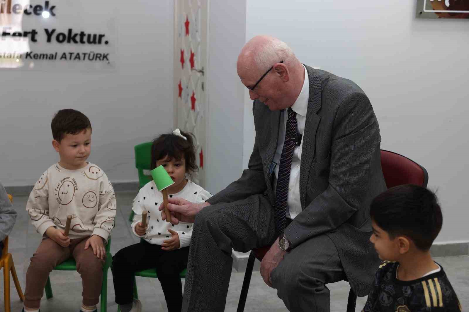 Odunpazarı Belediyesi&rsquo;nden 2 Nisan D&uuml;nya Otizm Farkındalık G&uuml;n&uuml;&rsquo;ne &ouml;zel anlamlı etkinlik
