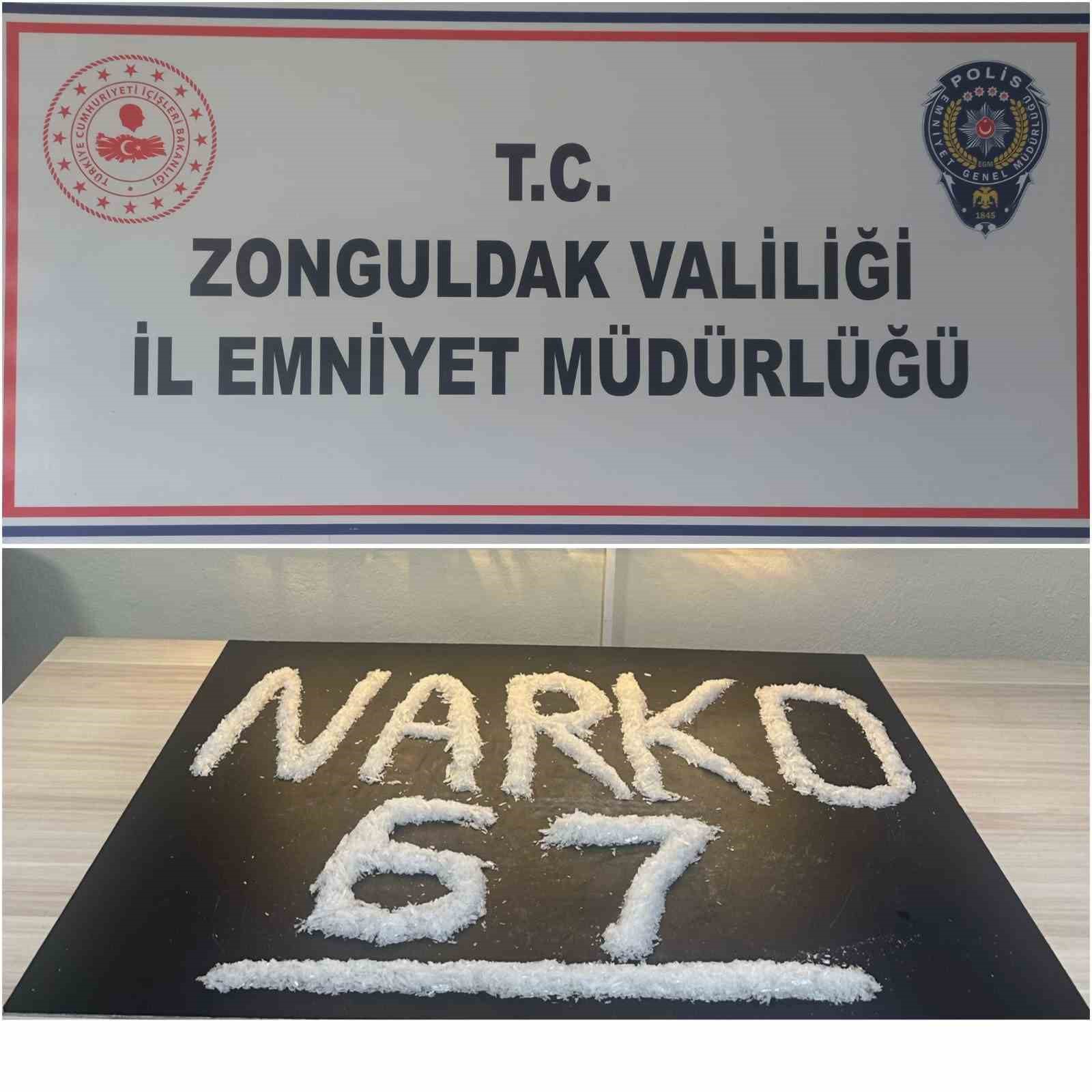 Polisin durdurduğu araçtan uyuşturucu çıktı; 2 şüpheli gözaltında