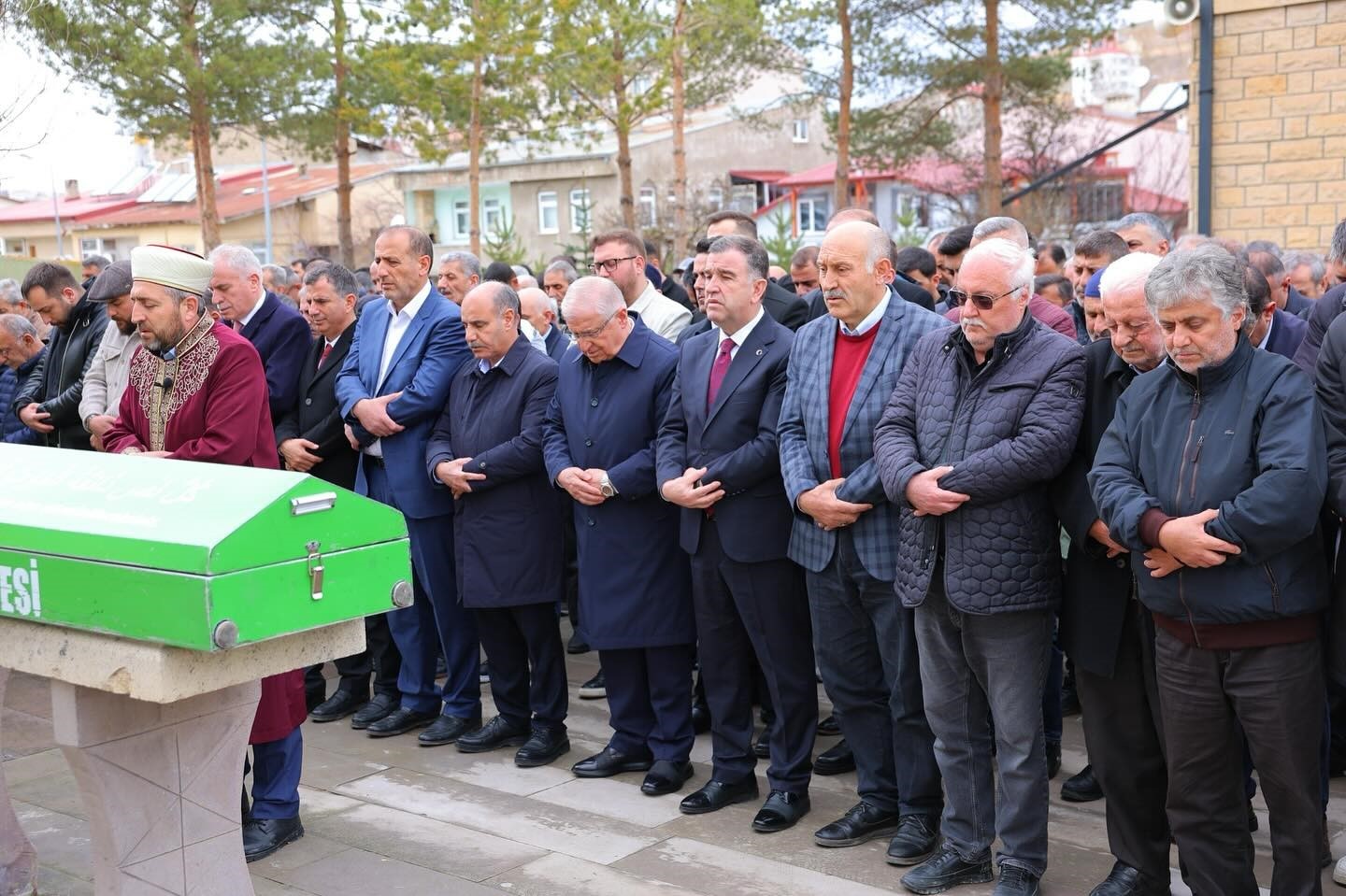 Bakan Güler, Bayburt’ta cenaze namazına katıldı