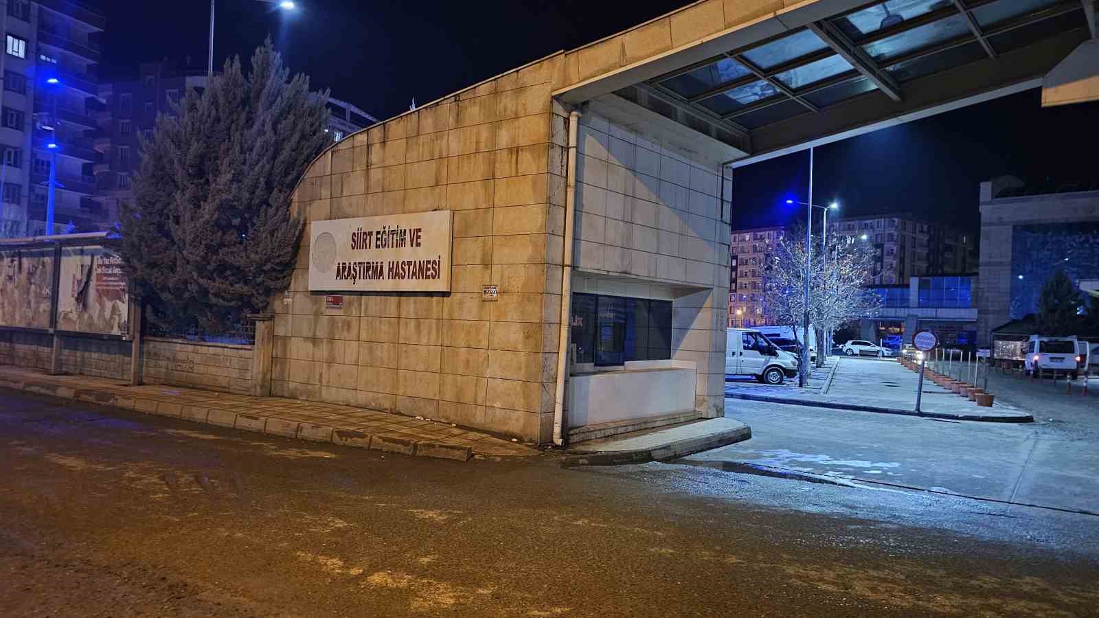 Siirt’te devrilen traktörün altında kalan sürücü hayatını kaybetti