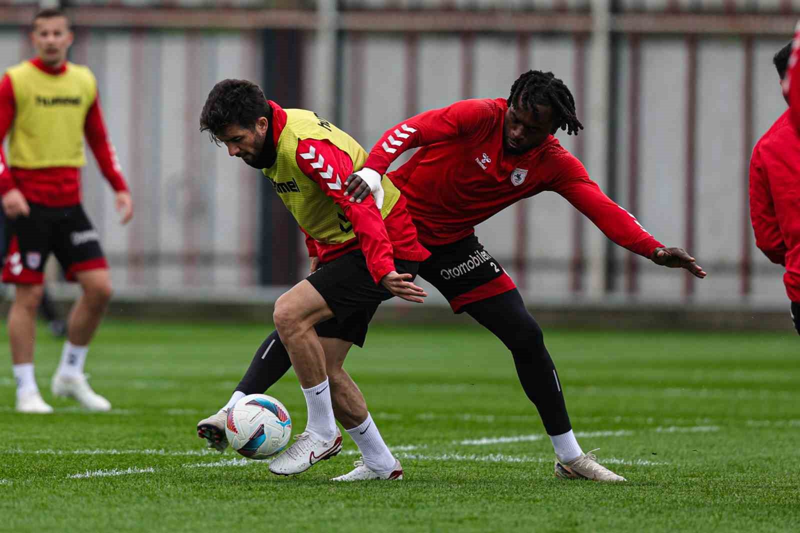 Samsunspor, Antalyaspor karşısında kötü gidişata ‘dur’ demek istiyor
