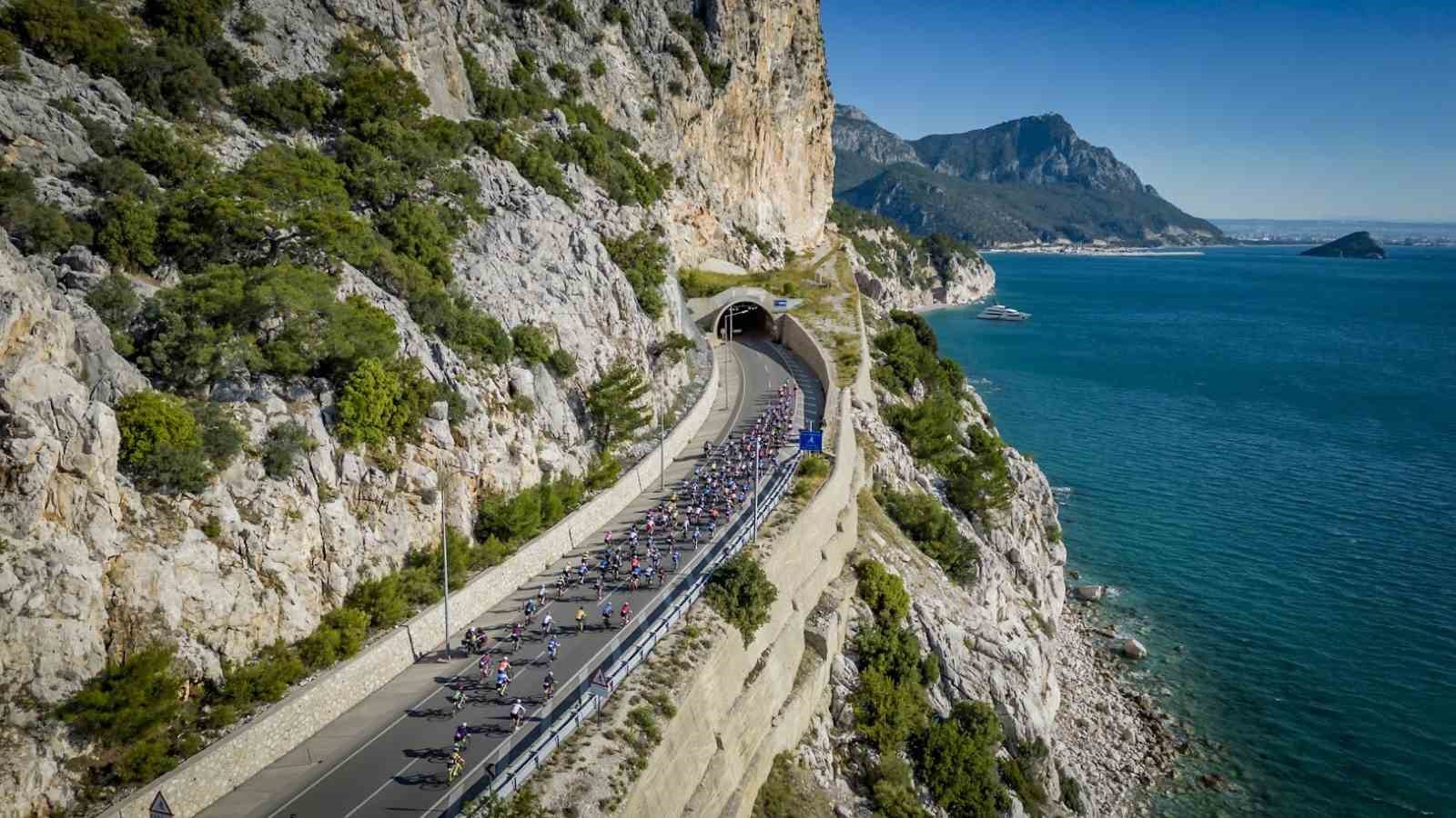 AKRA Gran Fondo’da pedallar bu sene dostluk için dönecek
